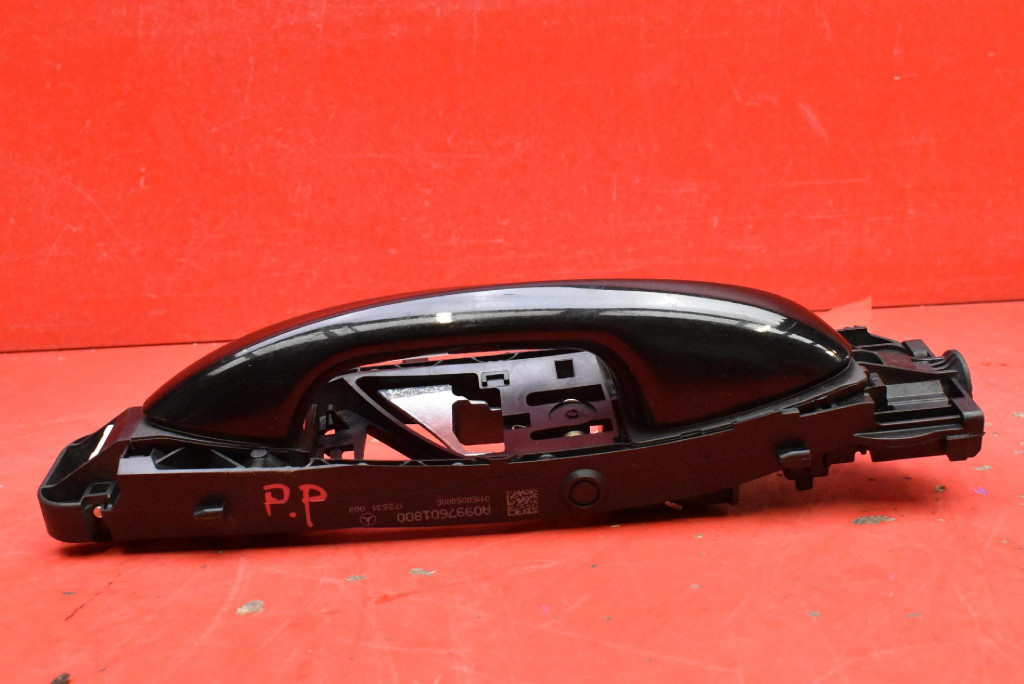 handle right front front 040 A0997601800 MERCEDES E-class W213 16-21
