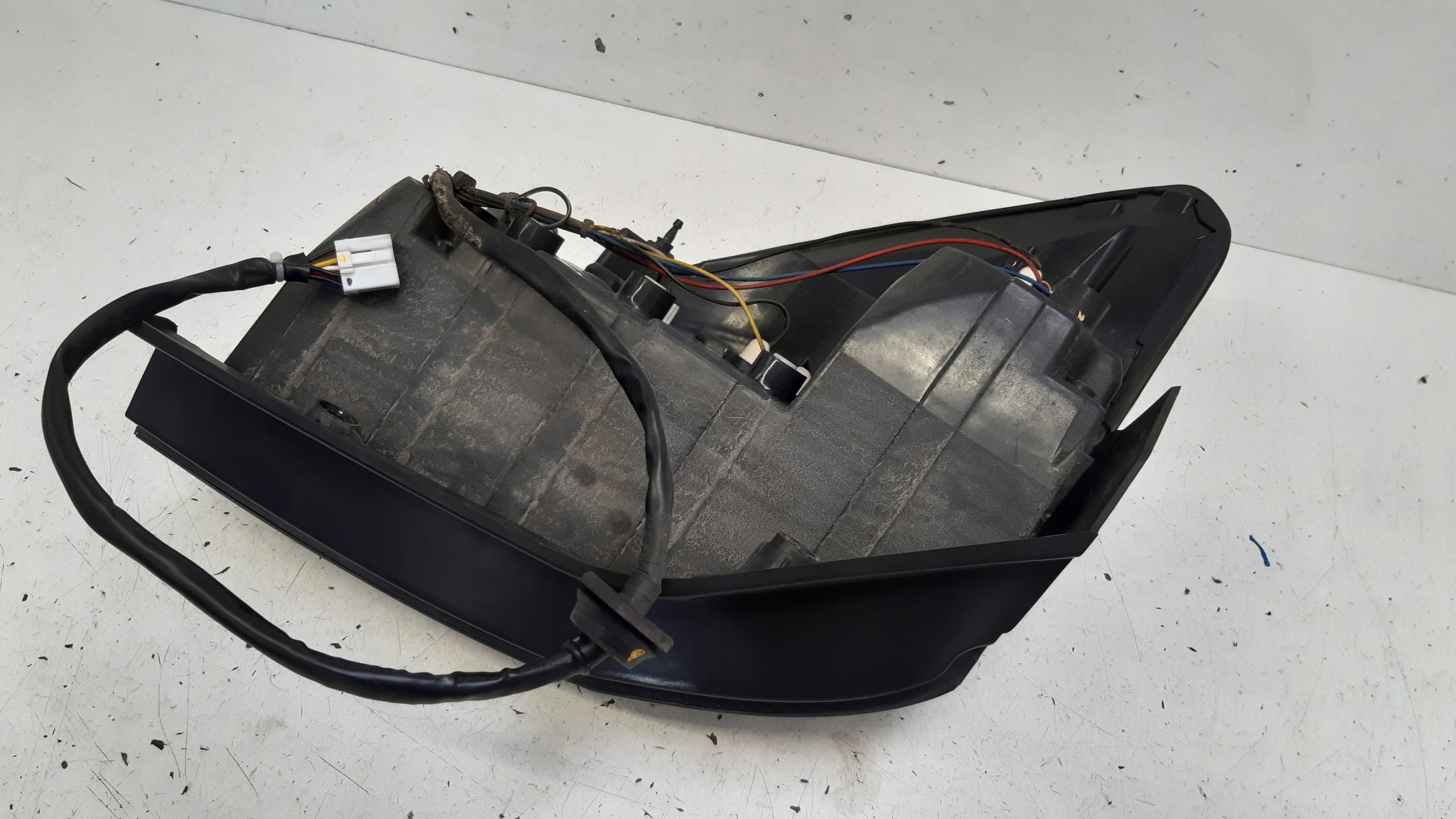 light right rear part europa Chevrolet Captiva