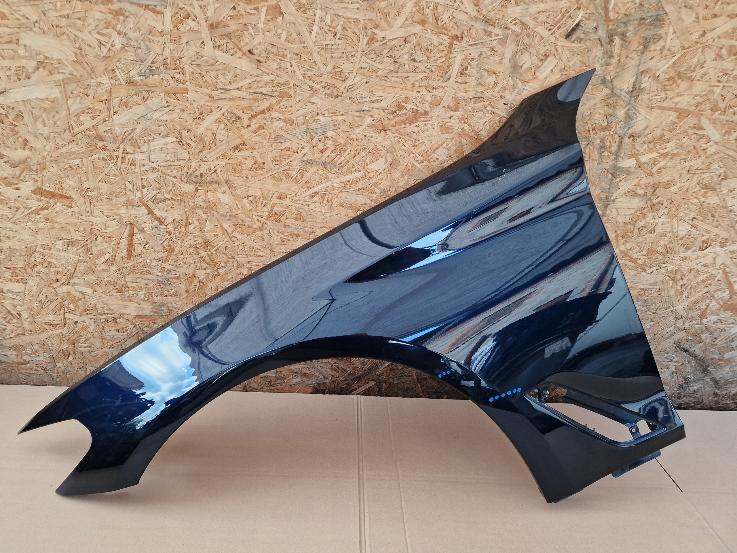 BMW 5 G30 G31 BŁOTNIK LEWY PRZEDNI