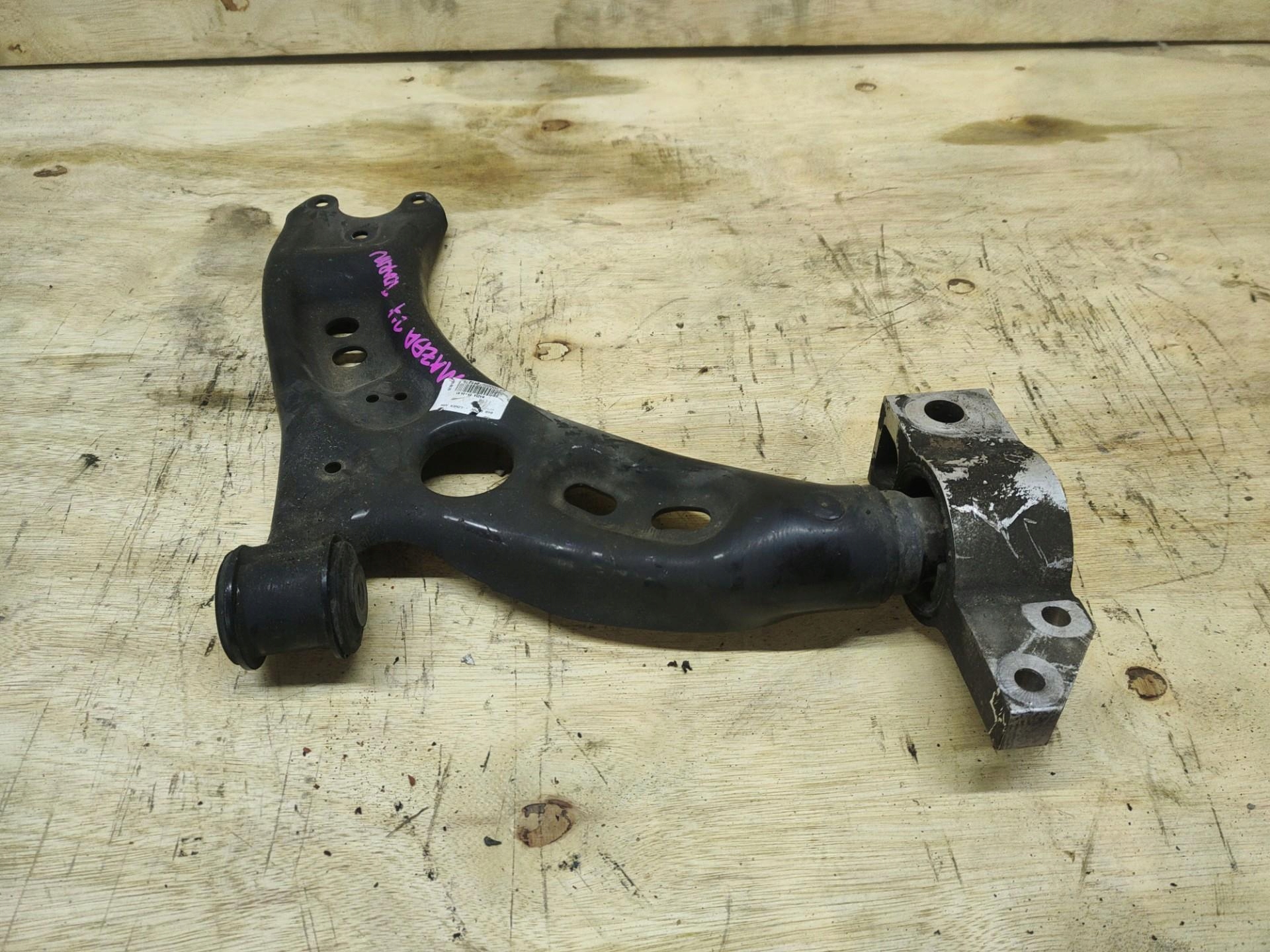 arm front right side Volkswagen Touran 2nd facelift 2013 1K0199232J