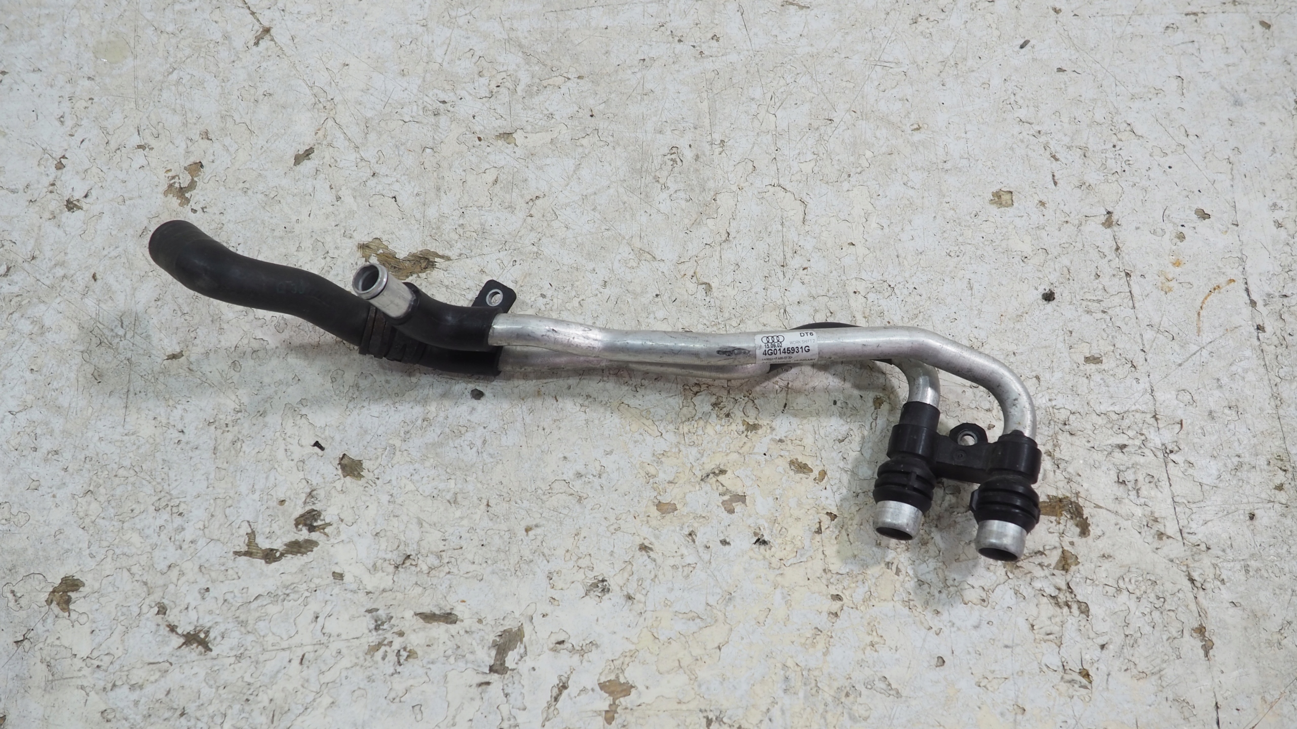 Audi A4 A5 A6 Q5 crijevo prijenos vode 4G0145931G