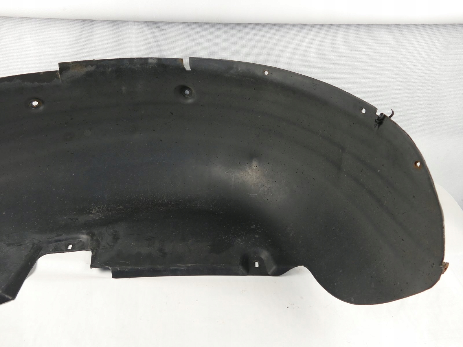 PORSCHE CAYENNE 9P mudguard left rear part rear. left