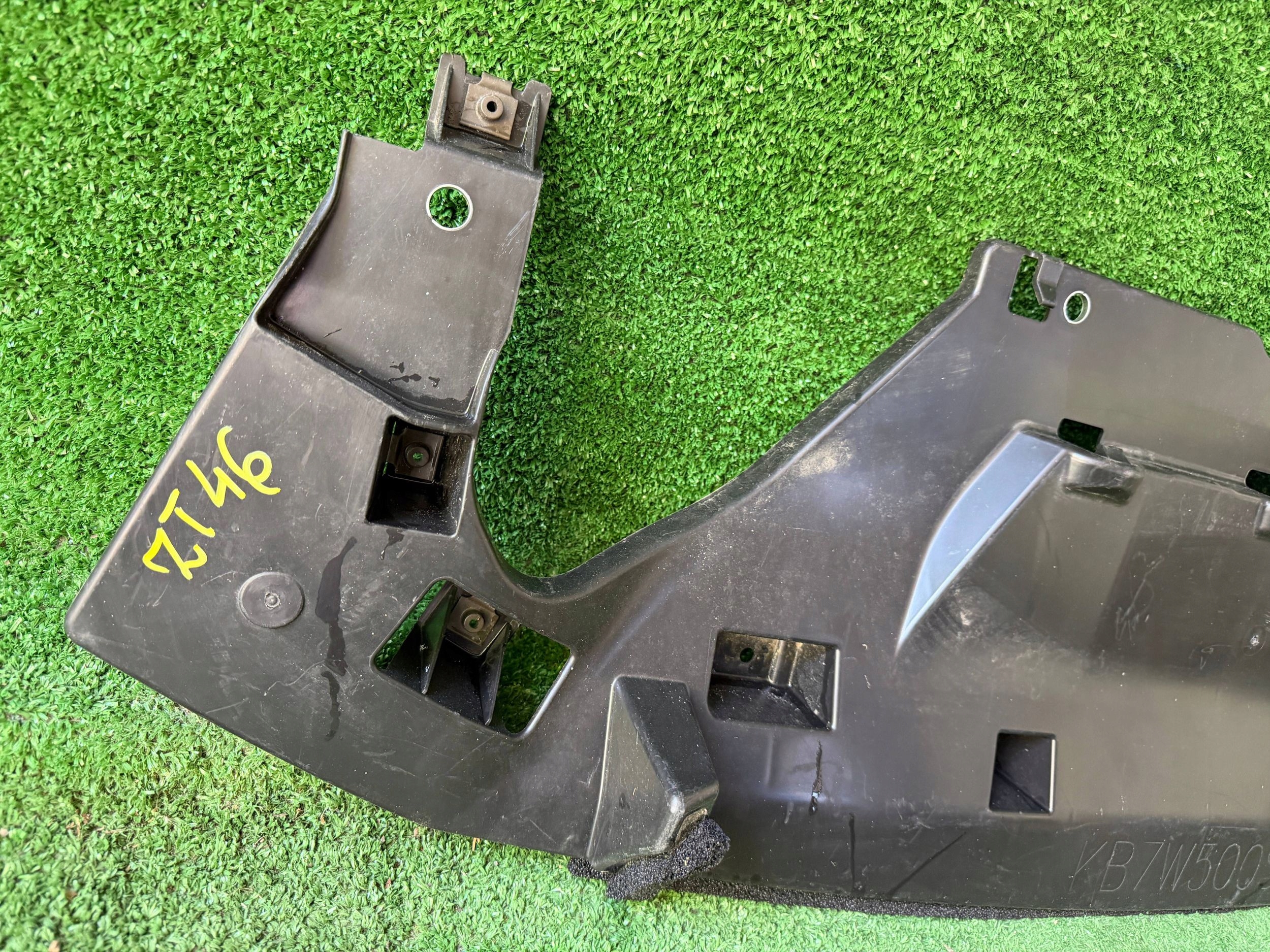 MAZDA CX5 abdeckung Blende Abdeckung unter Stoßstange KB7W500S1