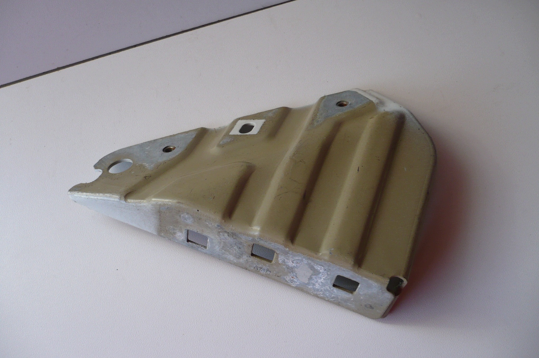 FIAT PANDA III 3 console étrier aile droite avant 12