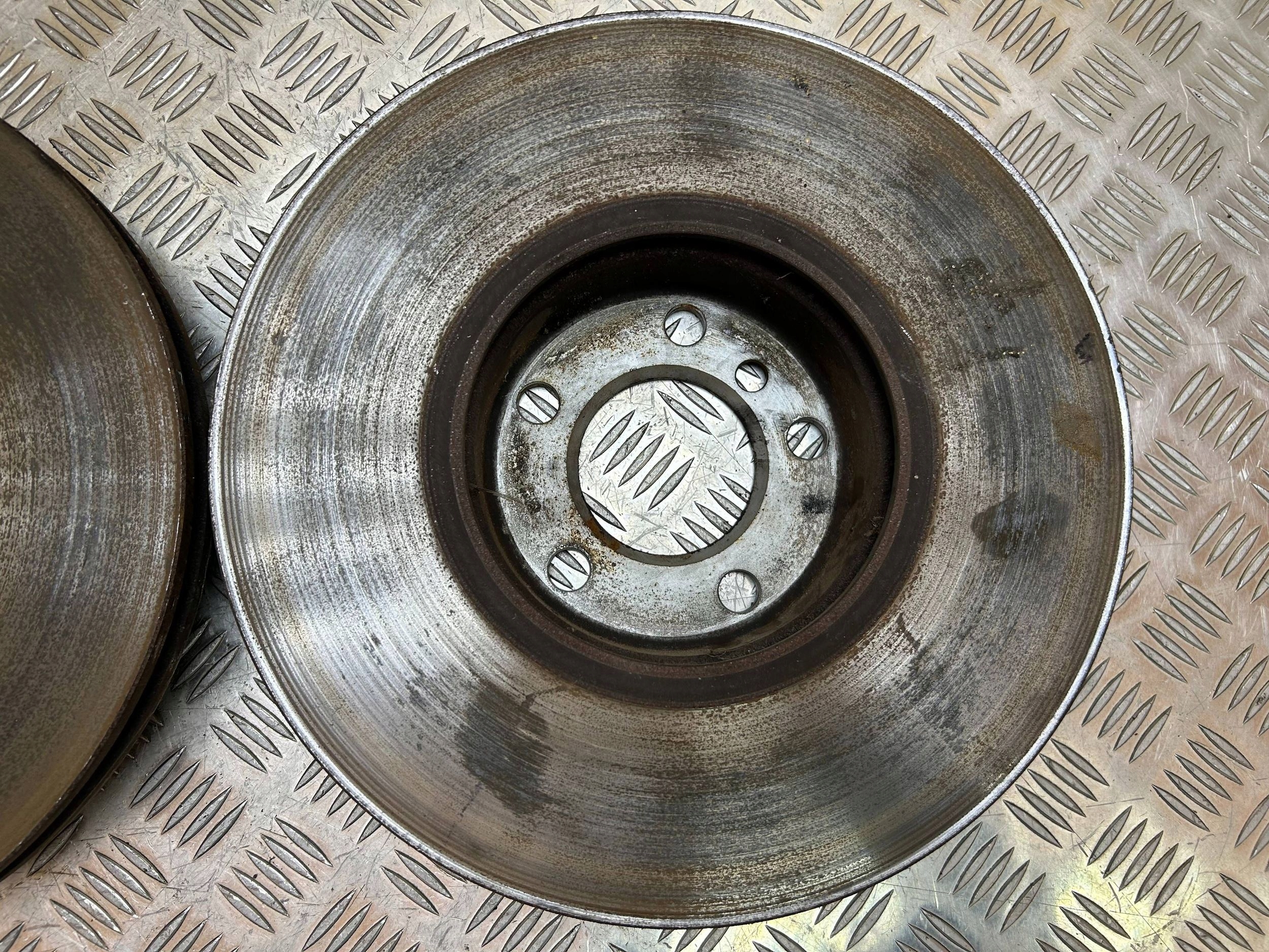discs brake front BMW X5 F15 2015 330 mm