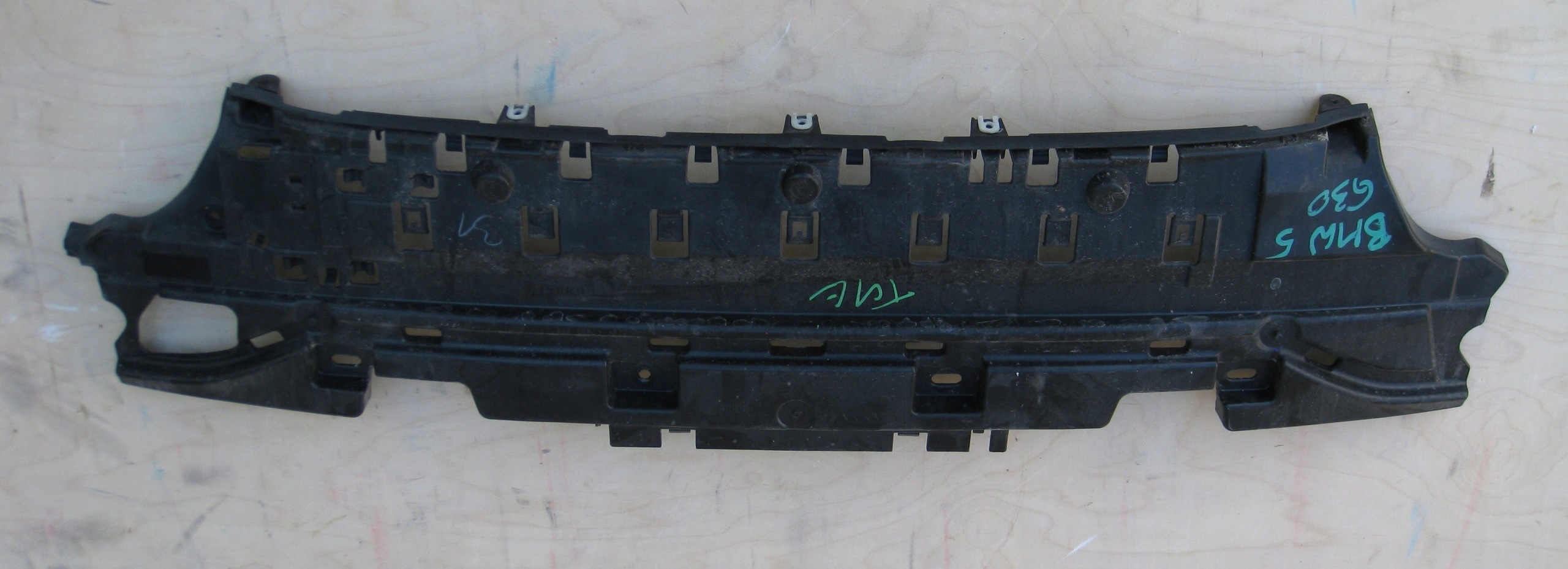 BMW 5 G30 3.0D 19R holder bumper bracket rear part m-packet 8064714