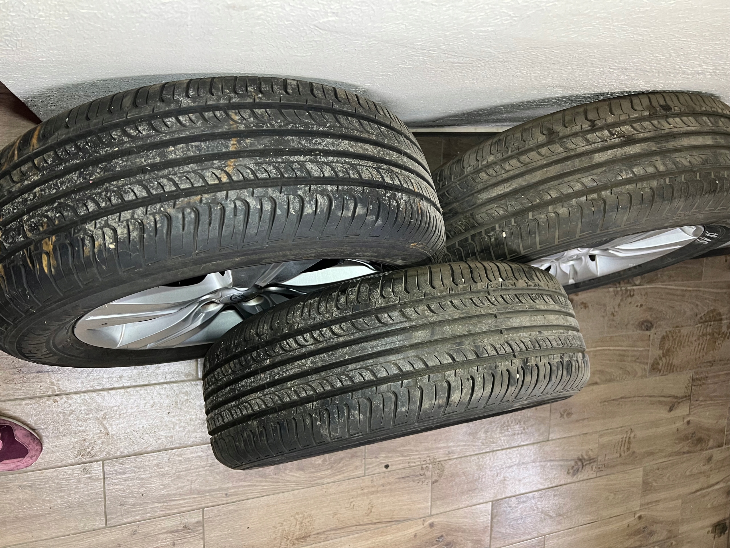 FELGI KOŁA 17" KIA SORENTO SPORTAGE IX35 IX55 Rodzaj opon Letnie