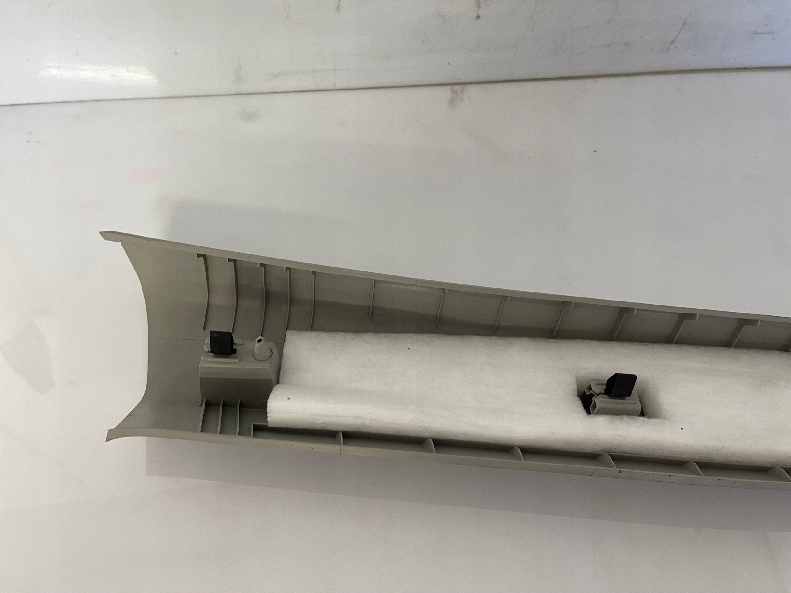 SEAT LEON III Blende Abdeckung SLUPKA links A 5F0853655