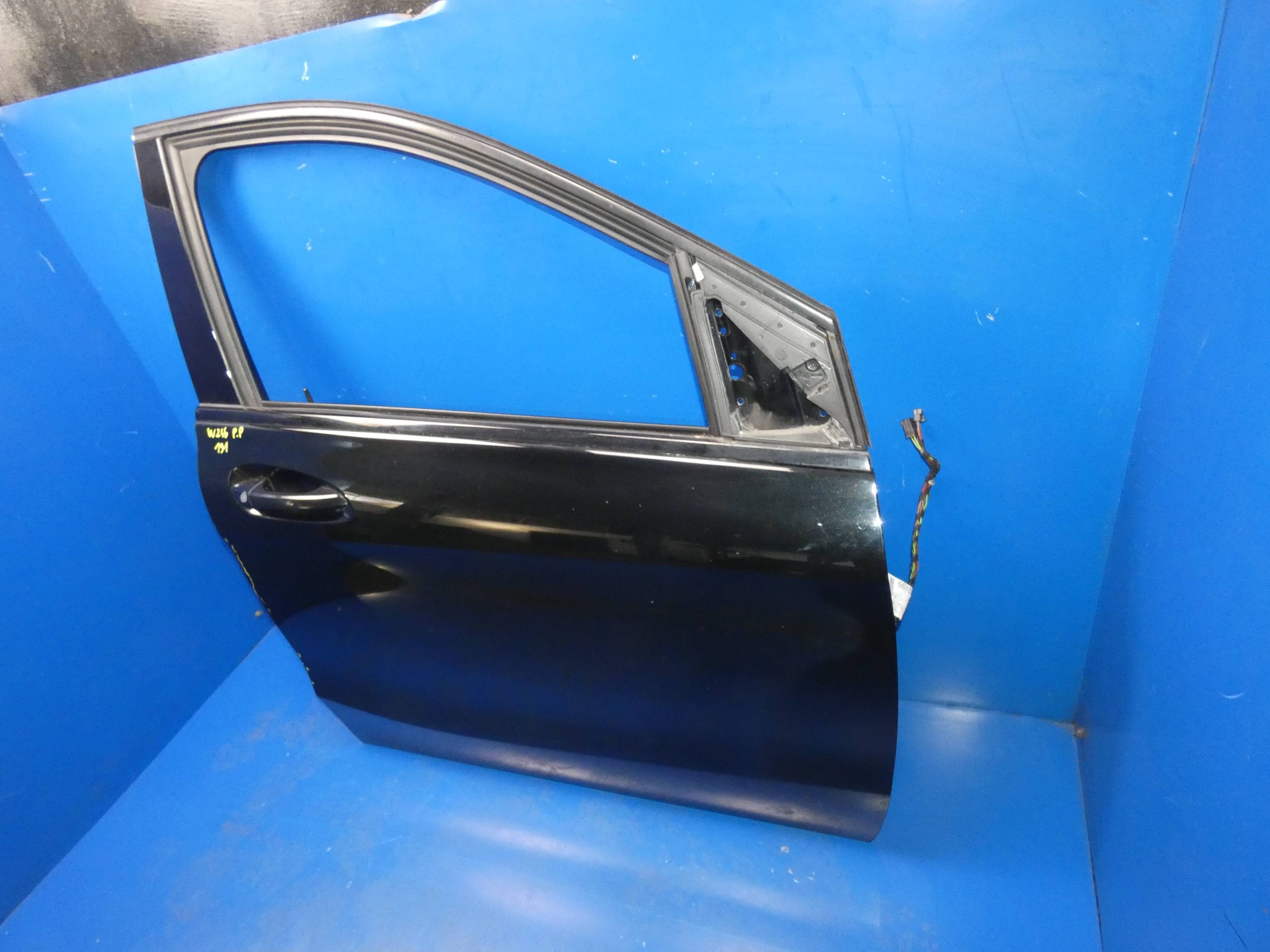 MERCEDES B KLASA W246 door right front front complete ODBARTE of wheels:191