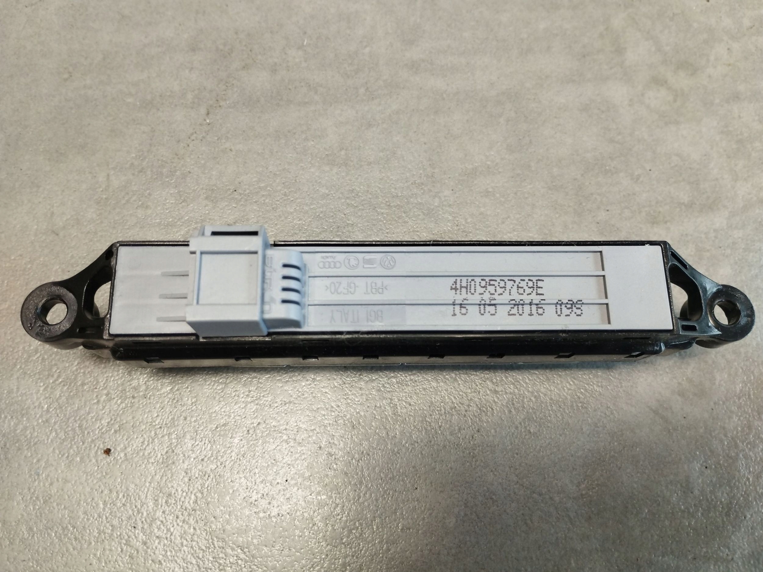 Audi A8 D4 4H switch control seat 4H0959769E
