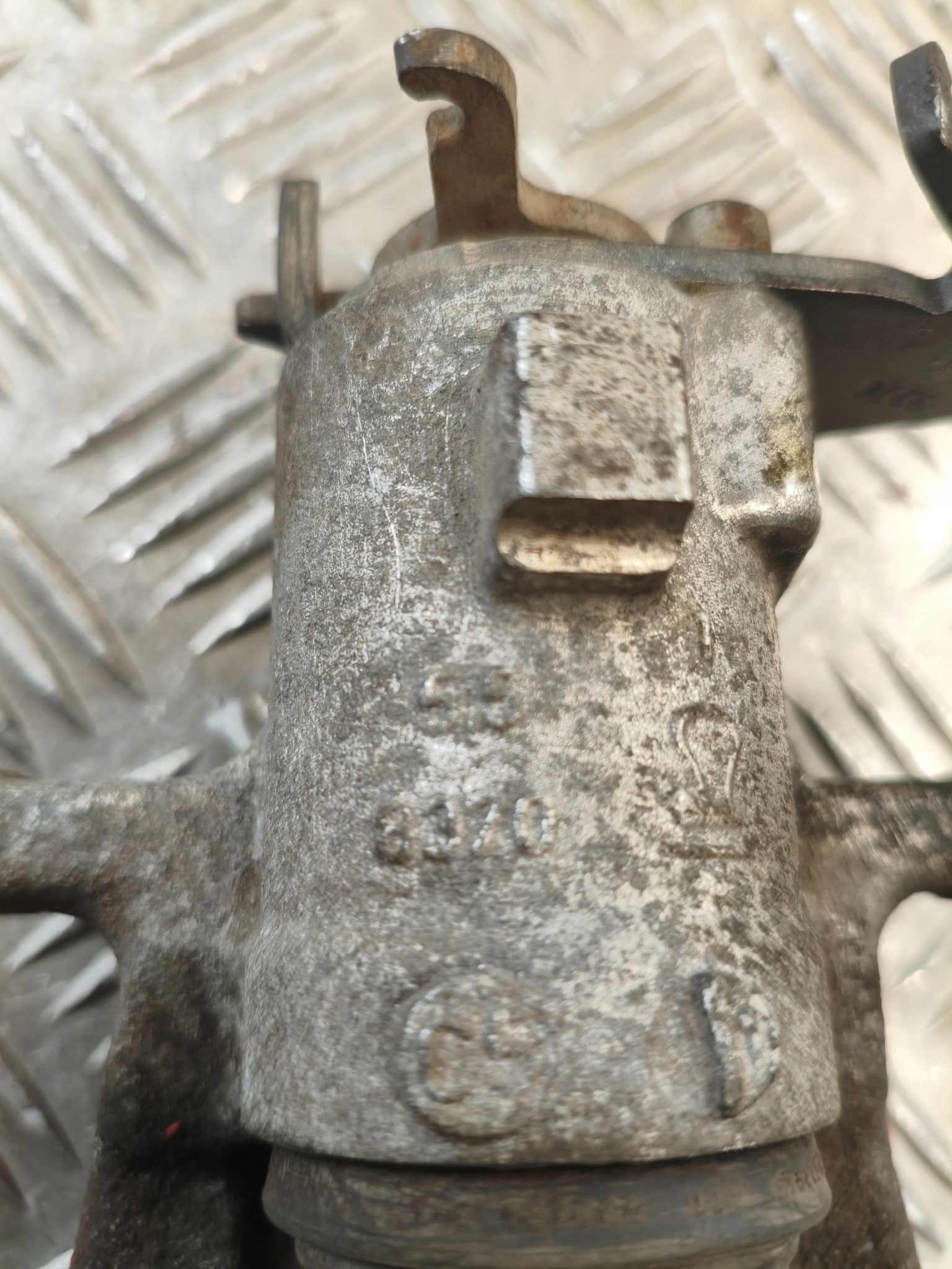 caliper rear part left RENAULT MEGANE II 2 2.0T