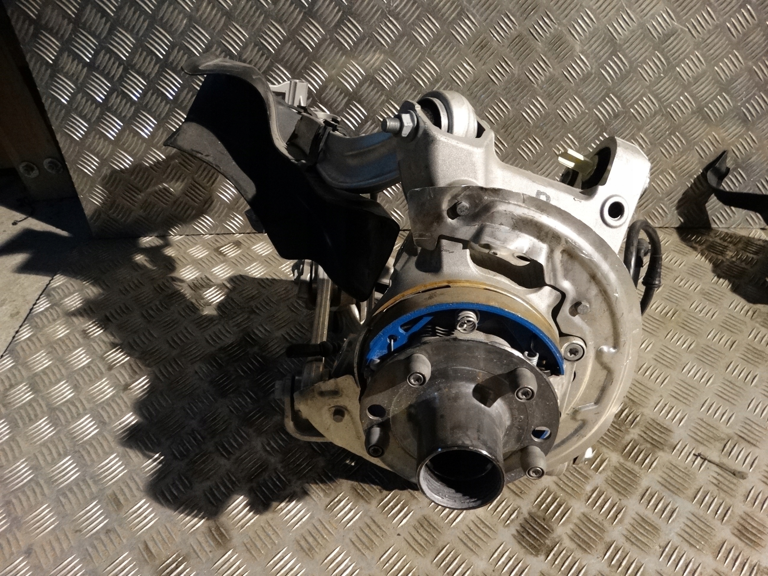 IDEALNE sususpension right rear. PORSCHE 991 1