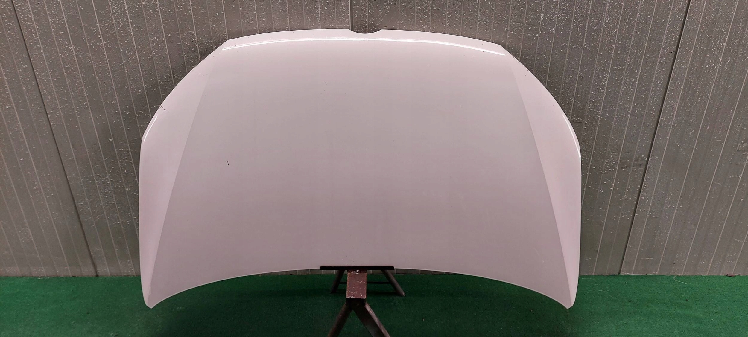 cofano VW TOURAN CADDY 2K 10-15 LAK: LB9A