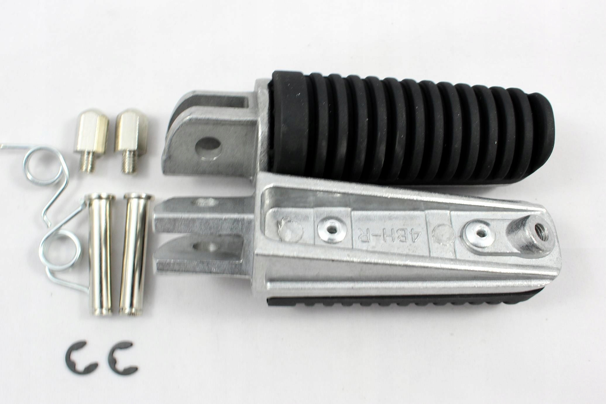 PODNÓŻKI PRZOD YAMAHA FZ1 FZ6 XJ6 XJR FJR FAZER R6 Producent CN