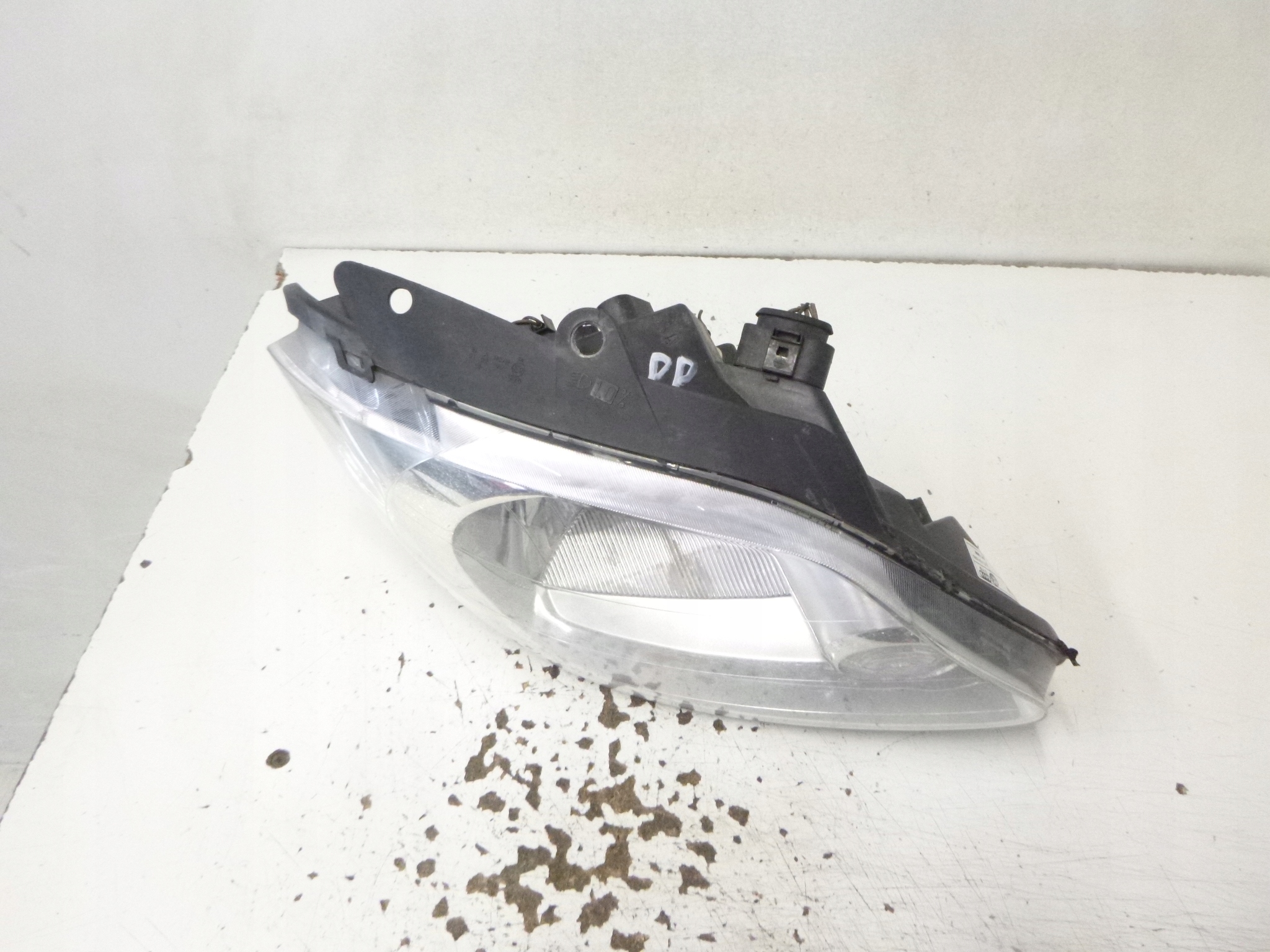 light front right VW Volkswagen Fox 2011r. 5Z1941006A