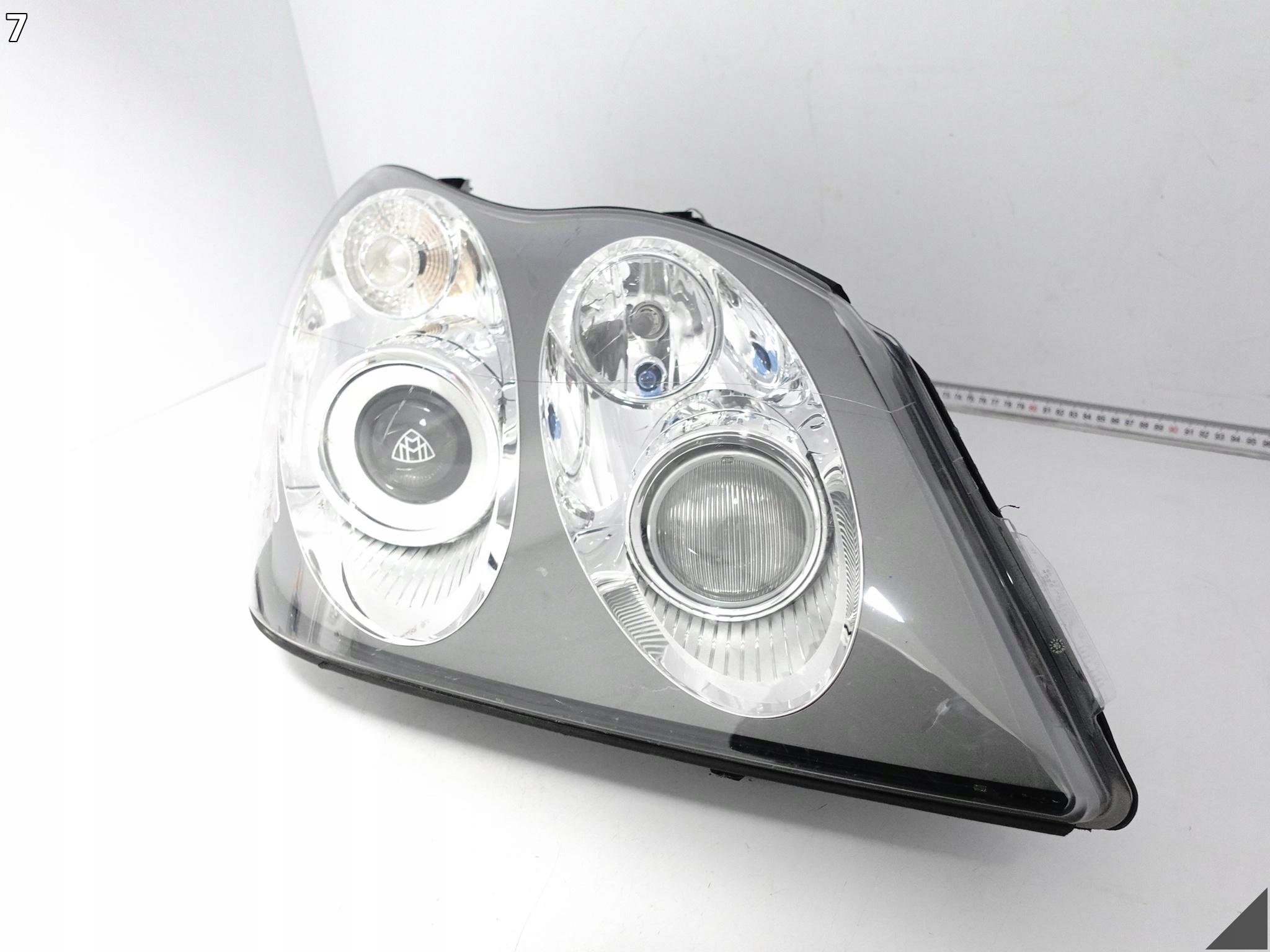 MAYBACH 57 W240 62 V240 03-13 světlo HEADLIGHT XENON pravá předek