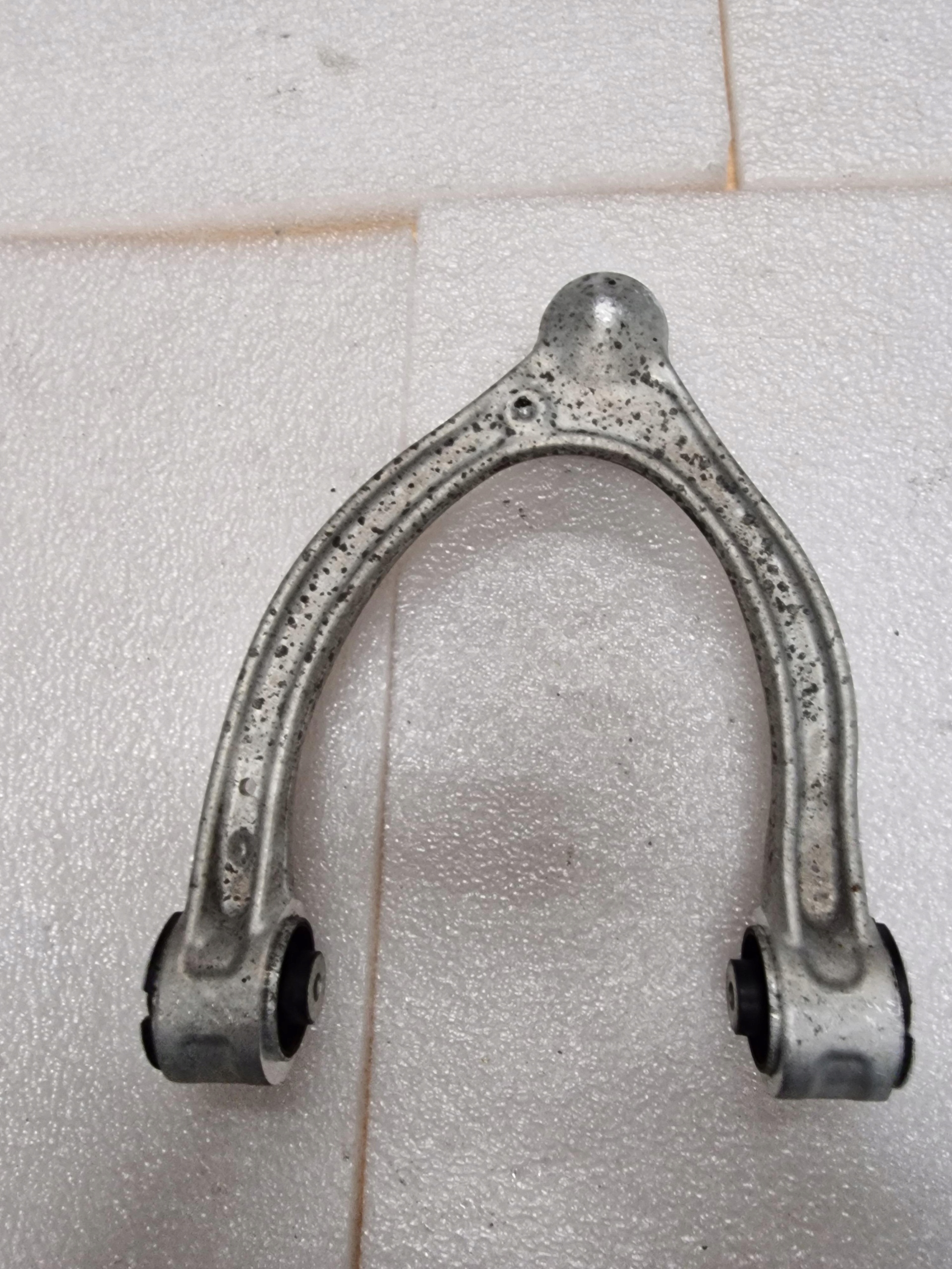 arm front right upper MERCEDES E W238 W213
