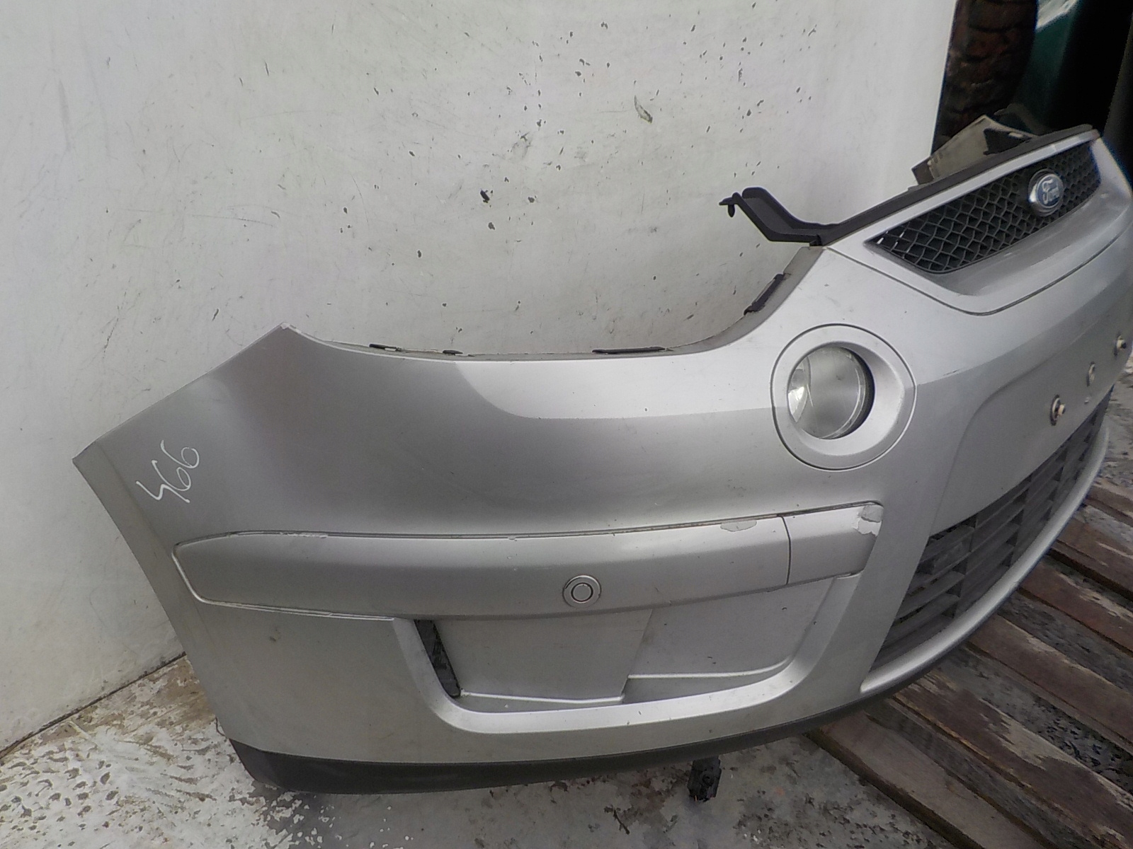 466 FORD S-MAX nárazník predok predný