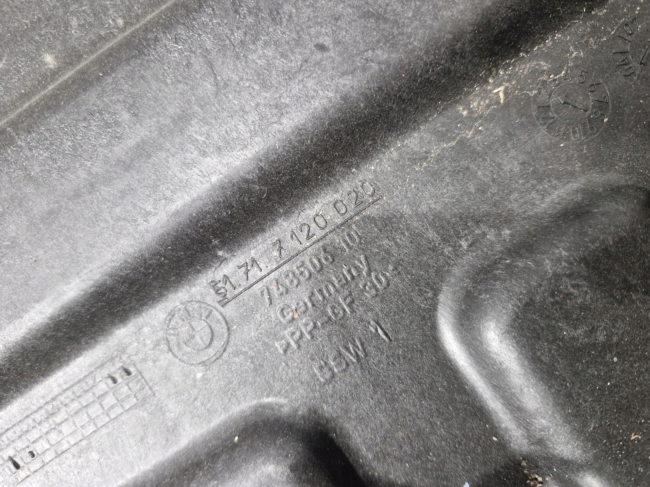 7120020 BWM E90 E91 E92 passenger compartment sump boot rear part