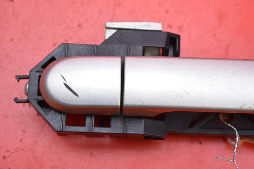 handle right front front grey NISSAN TIIDA C11 04-08