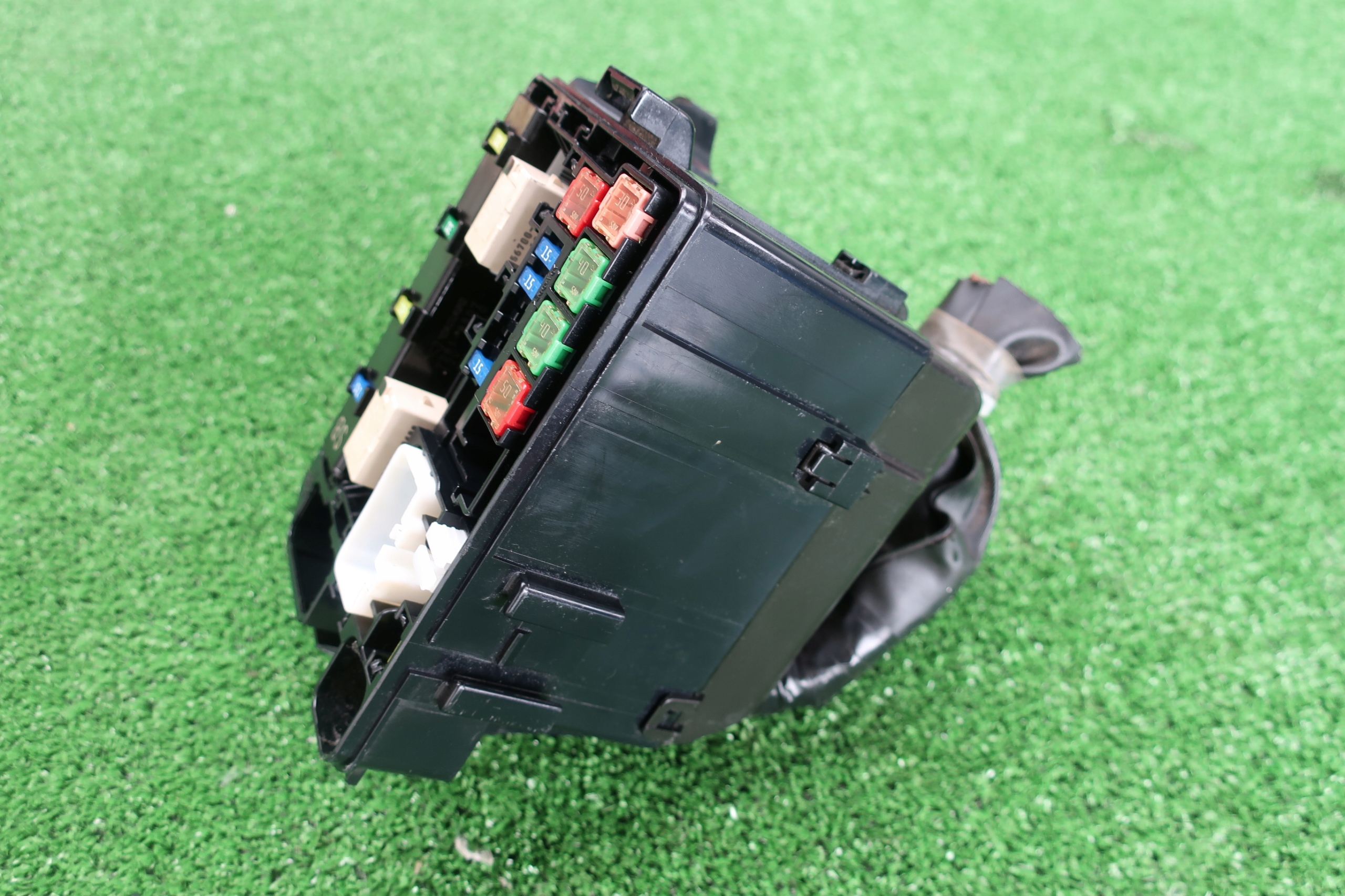 Module fusibles SUZUKI JIMNY 1.3 Essence