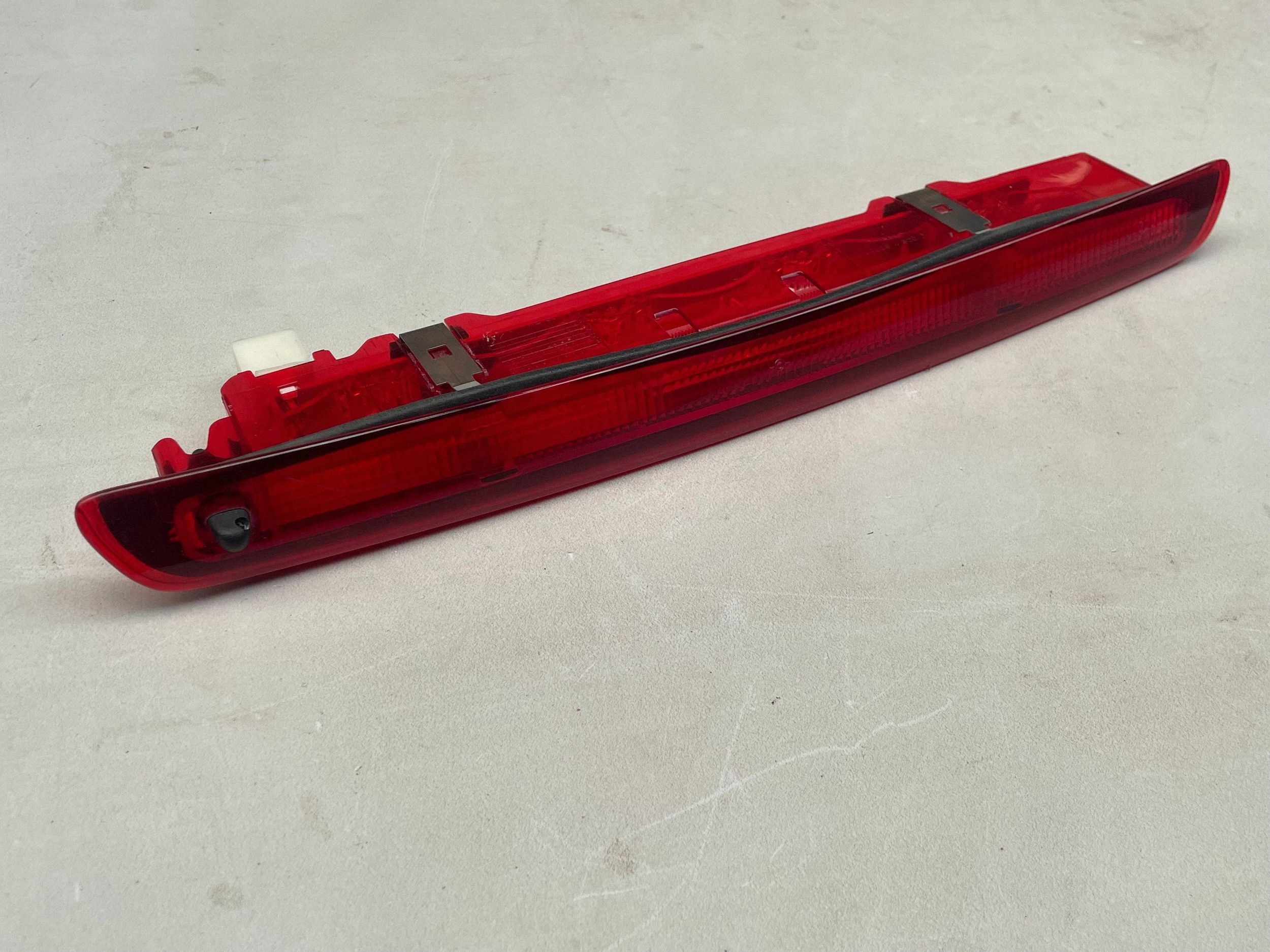 TRZECIE light STOP NISSAN QASHQAI 26590JD00 @A