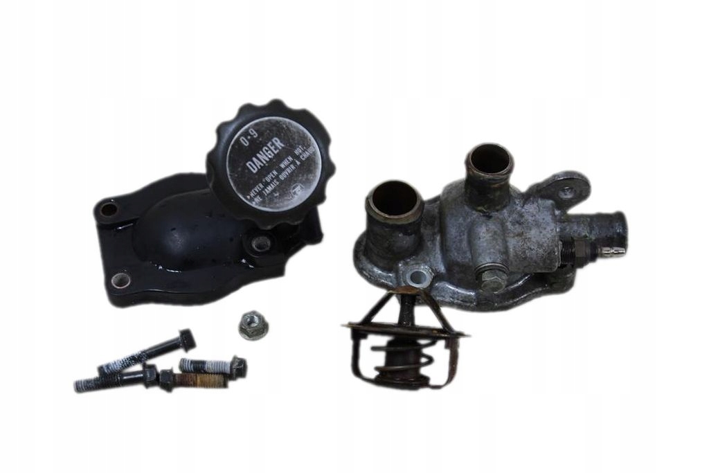 HONDA VT700 SHADOW RC19 OBUDOWA TERMOSTAT CZUJNIK