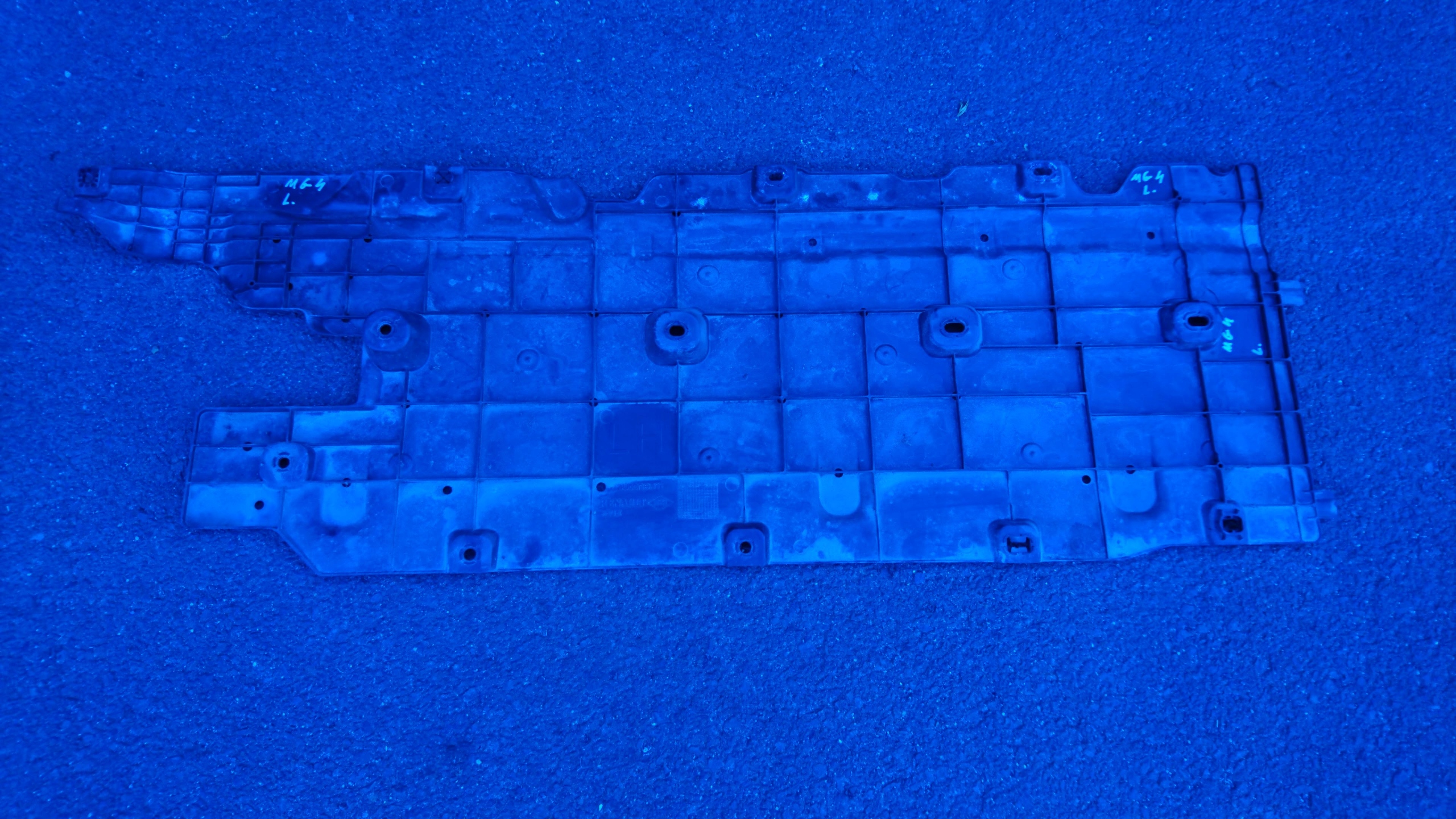 osłona płyta podwozia Megane IV 748155384R