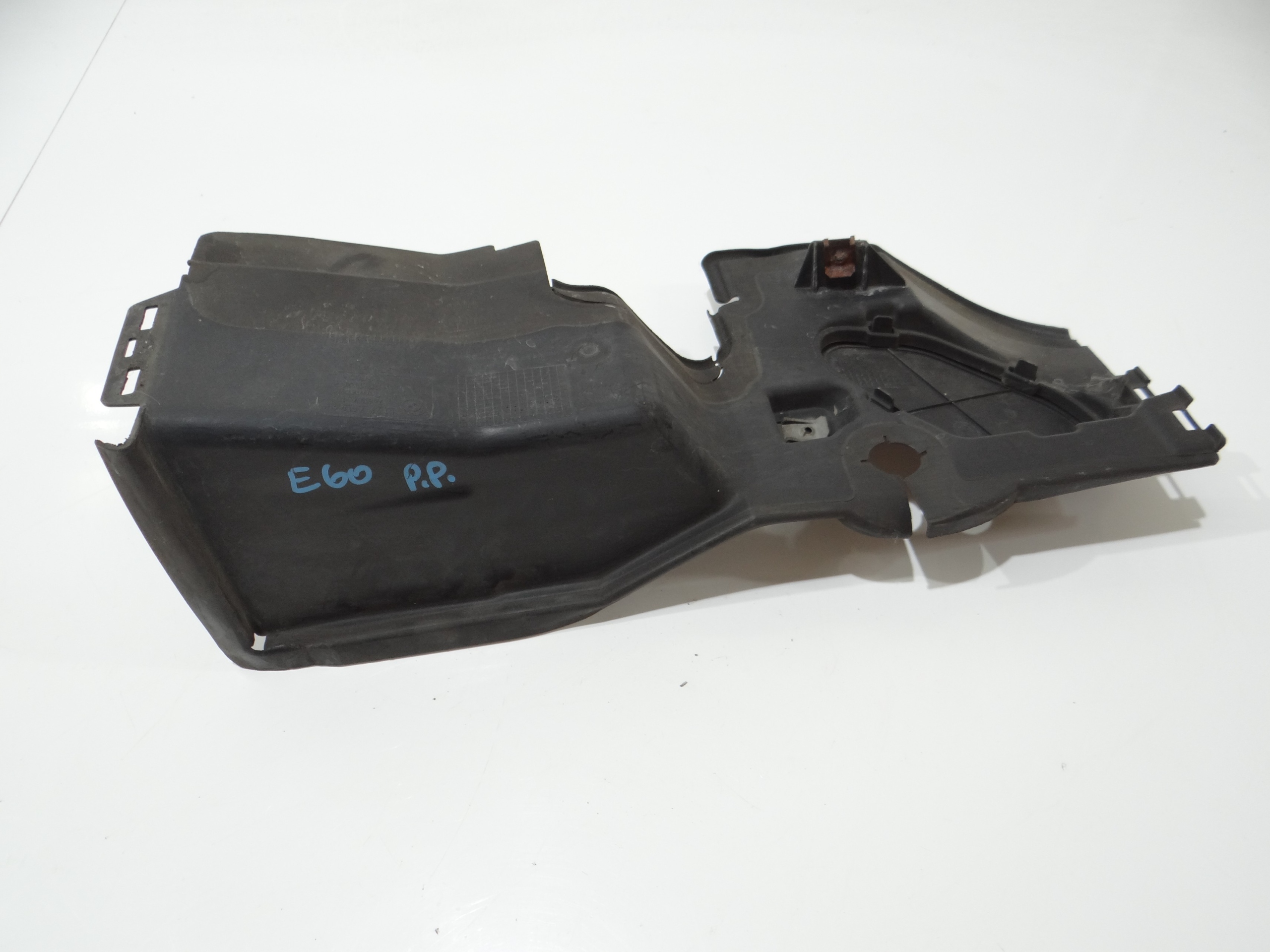 drain air right front BMW E60 7050604