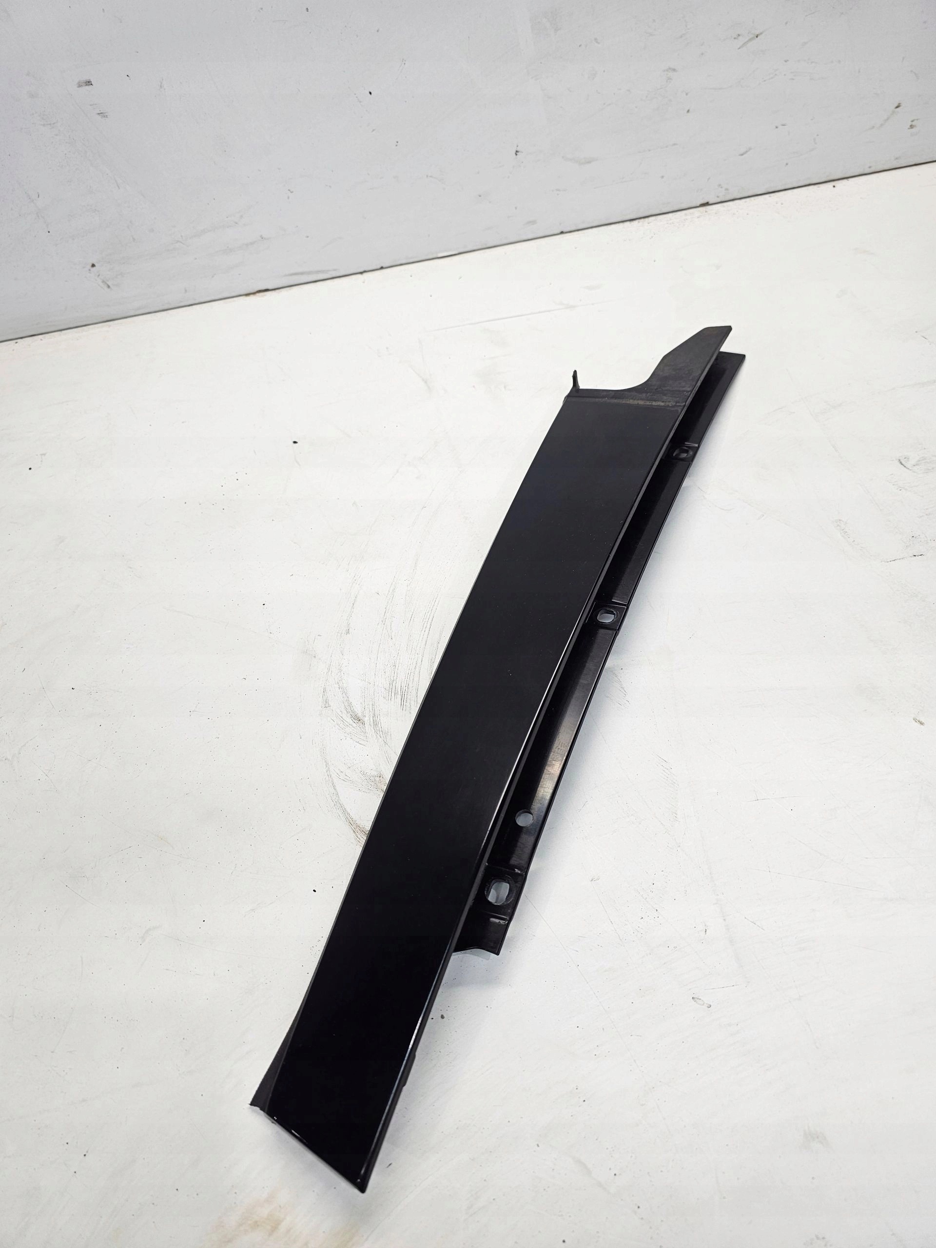 cap cover pillar AUDI A4 B8 right rear part 8K0839902K