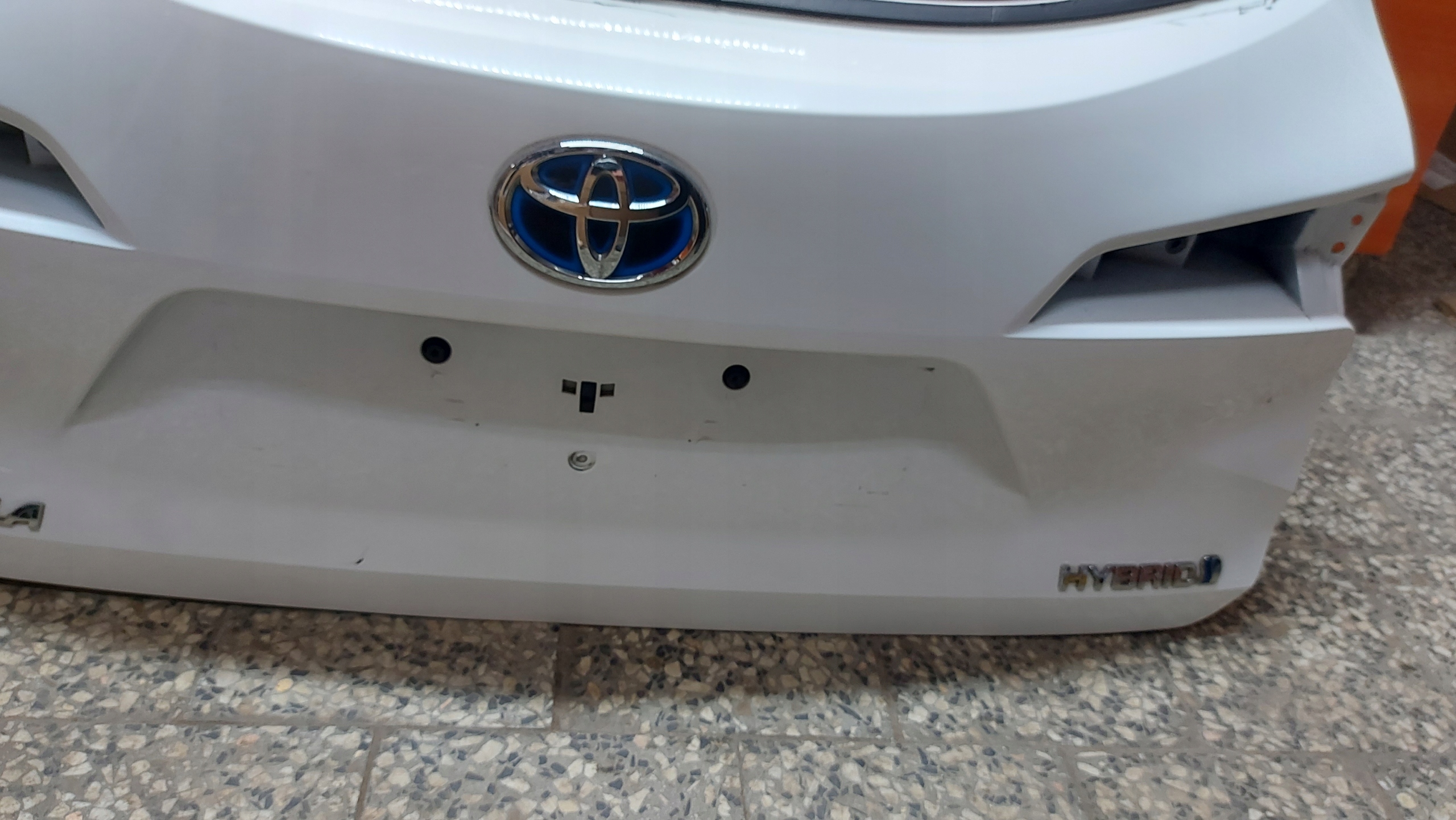 trunk door boot rear part rear TOYOTA COROLLA E21 19