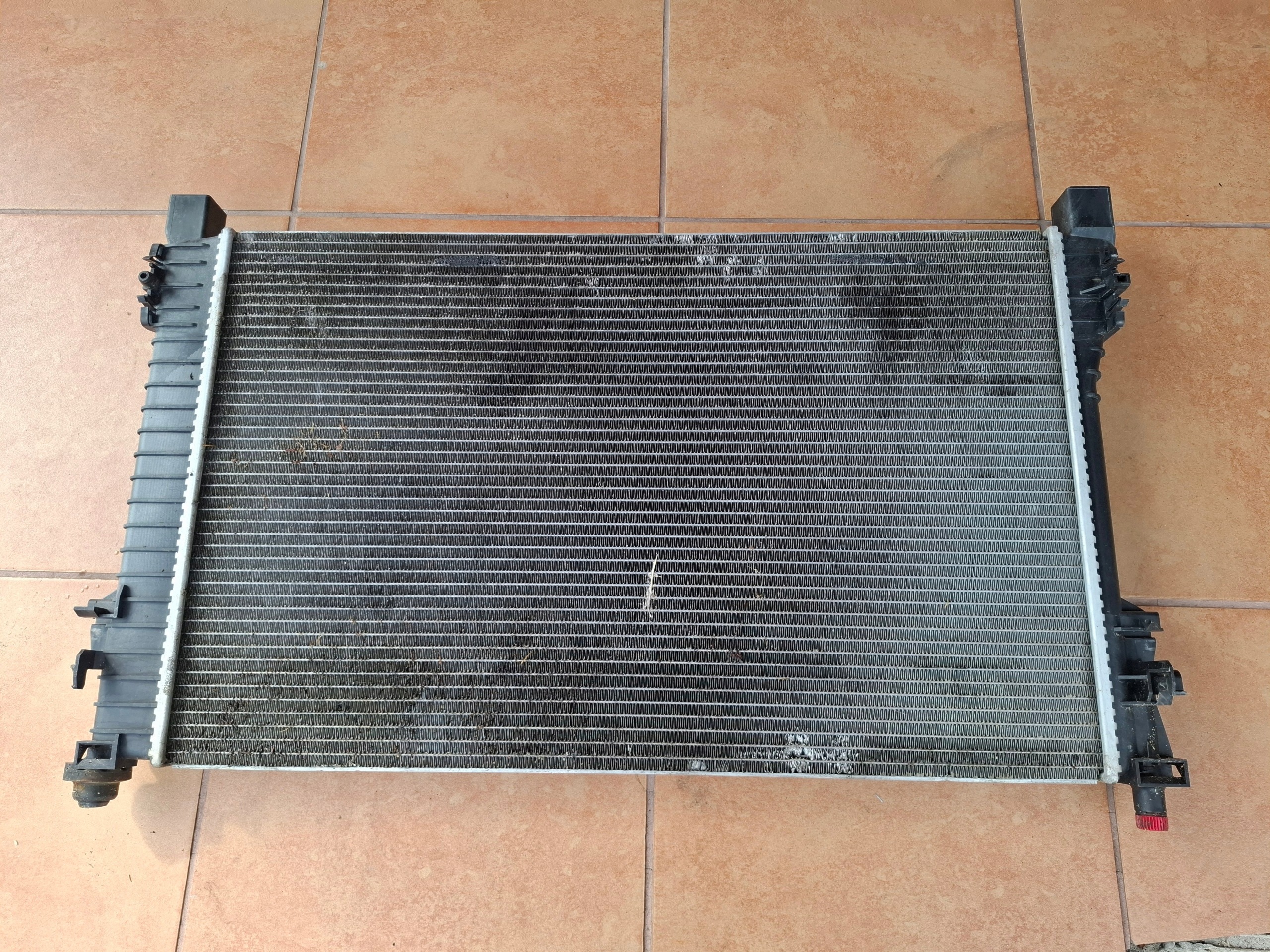 water cooler MERCEDES W203 2,7 CDI A2035000803