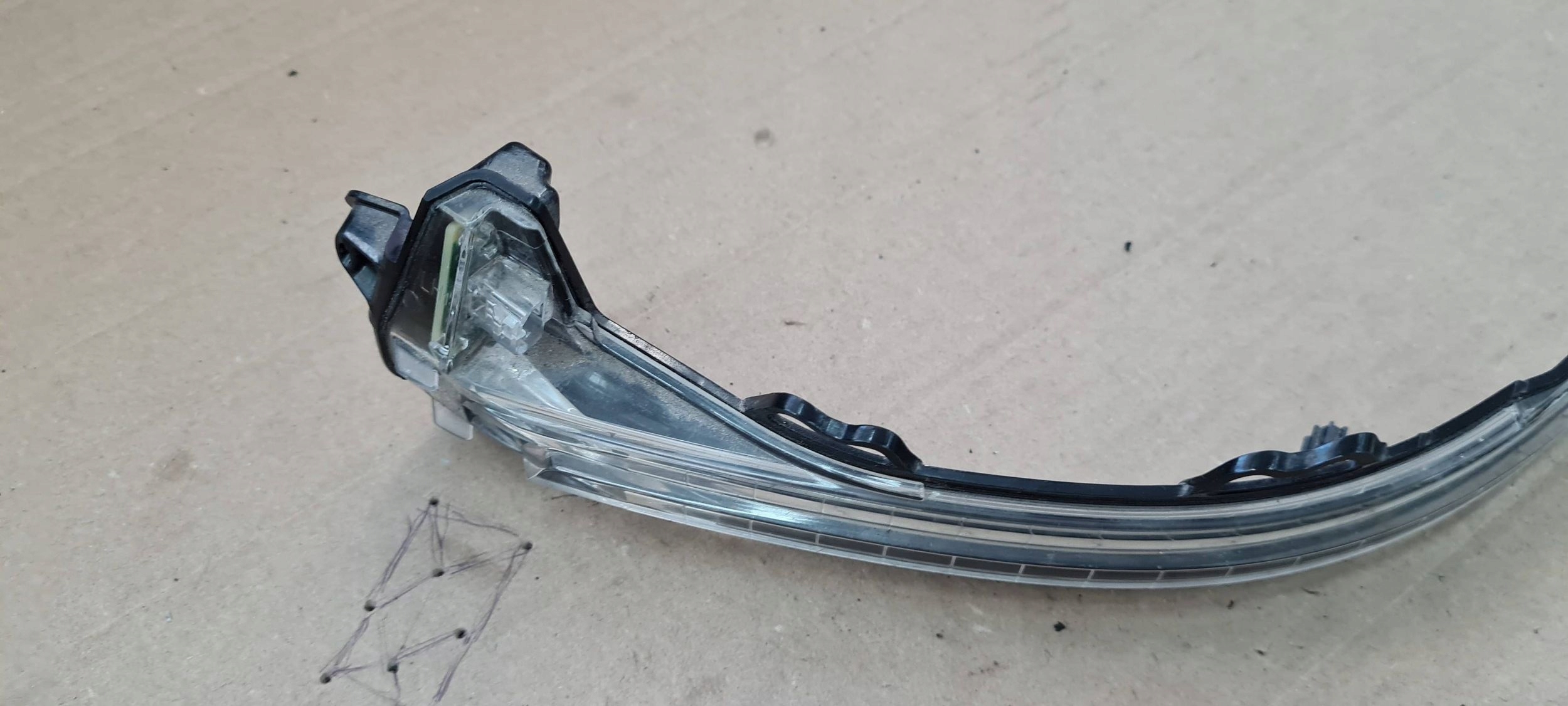 A4 B9 8W LIFT S4 LIERUNKOWSKAZ blinker mirrors left front 8W0949101