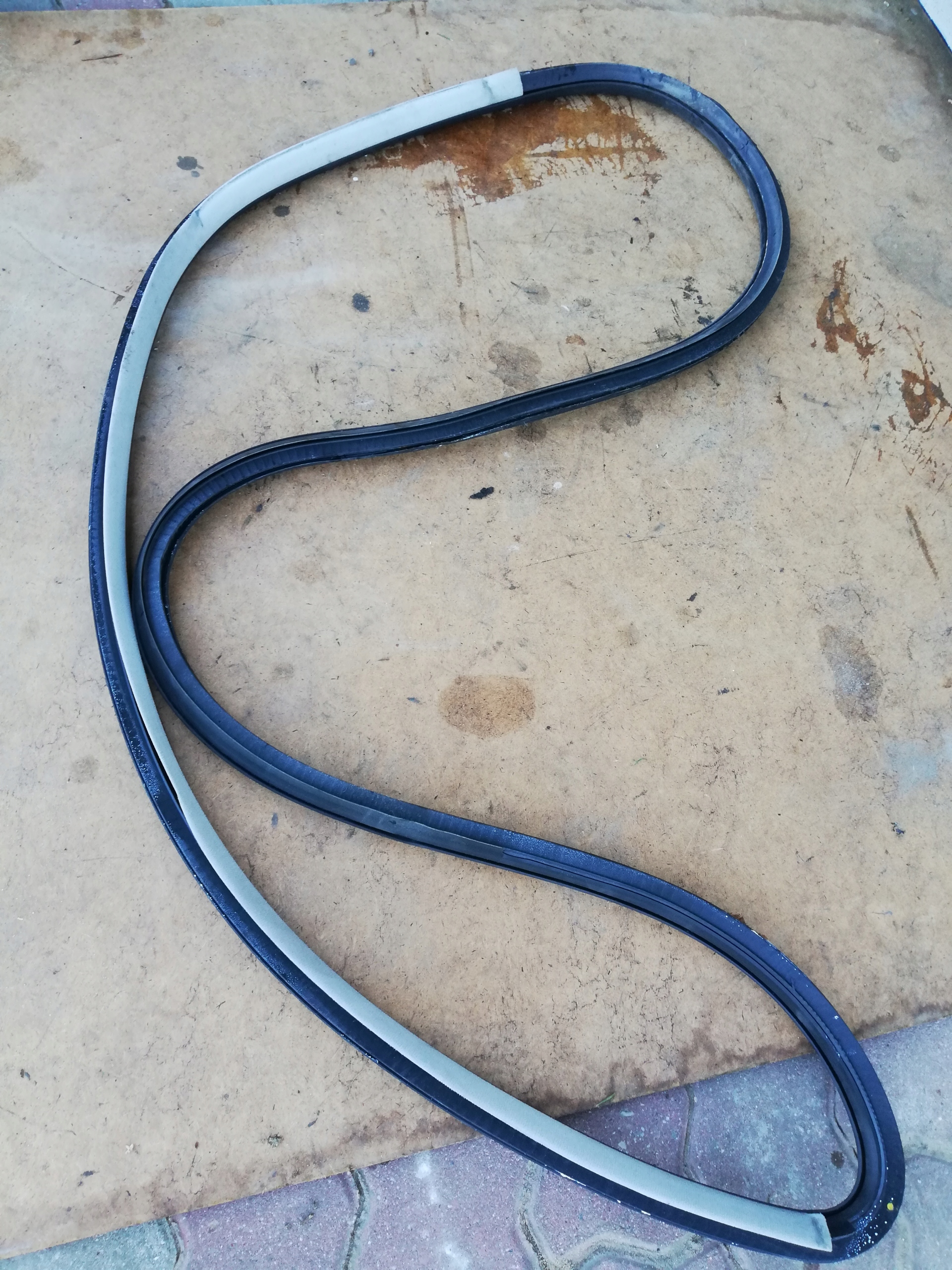 USZCZELKA DRZWI PRAW TYŁ VW BORA 98-05 GOLF IV Producent części Volkswagen OE