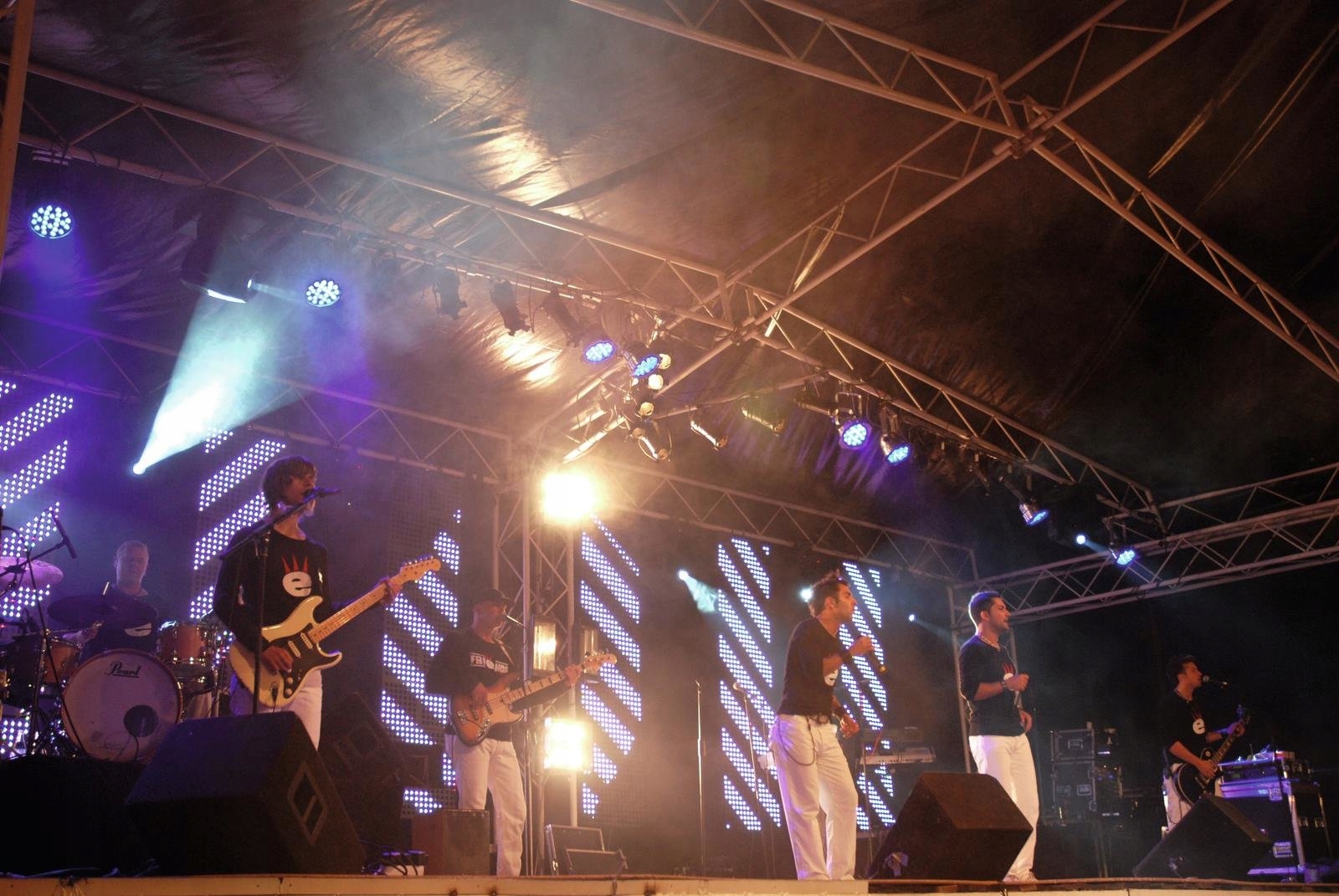 Stroboskop Eurolite Superstrobe 2700 DMX XOP15 Marka Eurolite