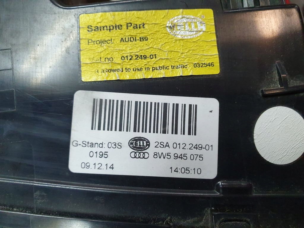 light AUDI A4 B9 sedan 8W5945075 LED IDEAL ORG