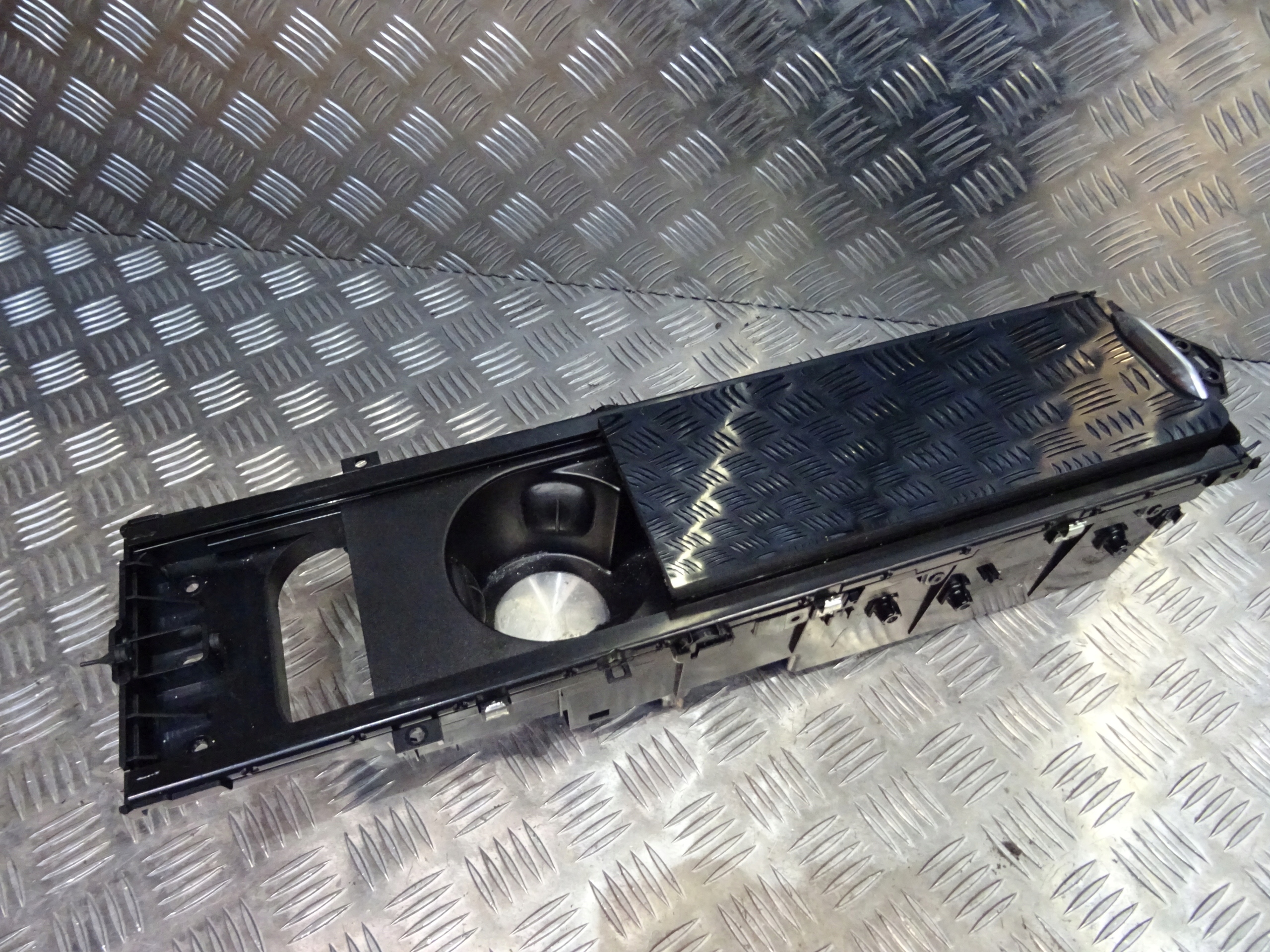 Range Rover Sport L494 РЕСТАЙЛИНГ бардачок консоль