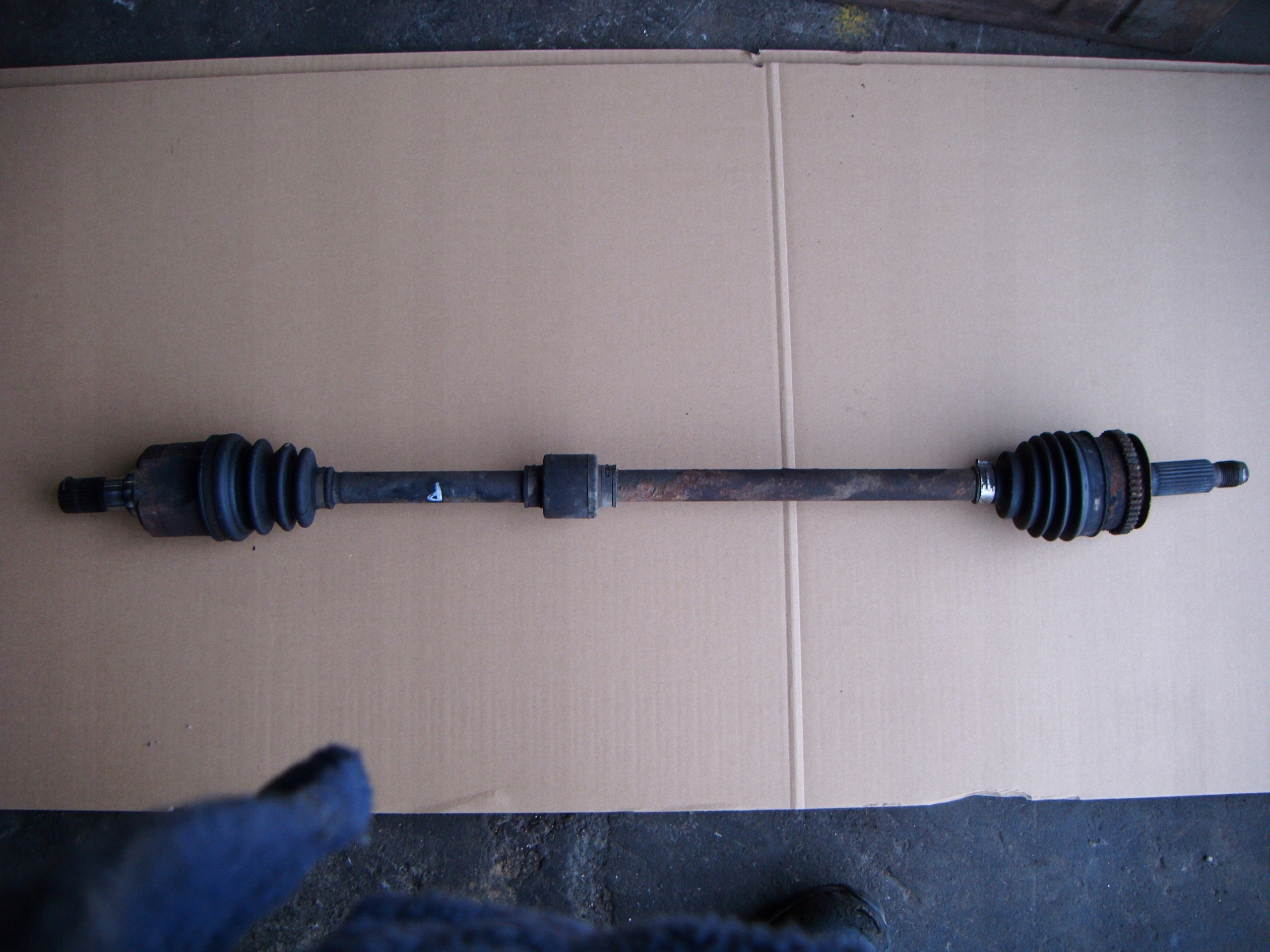 KIA PICANTO I 03- 1.0 PÓŁOŚ PRAWA