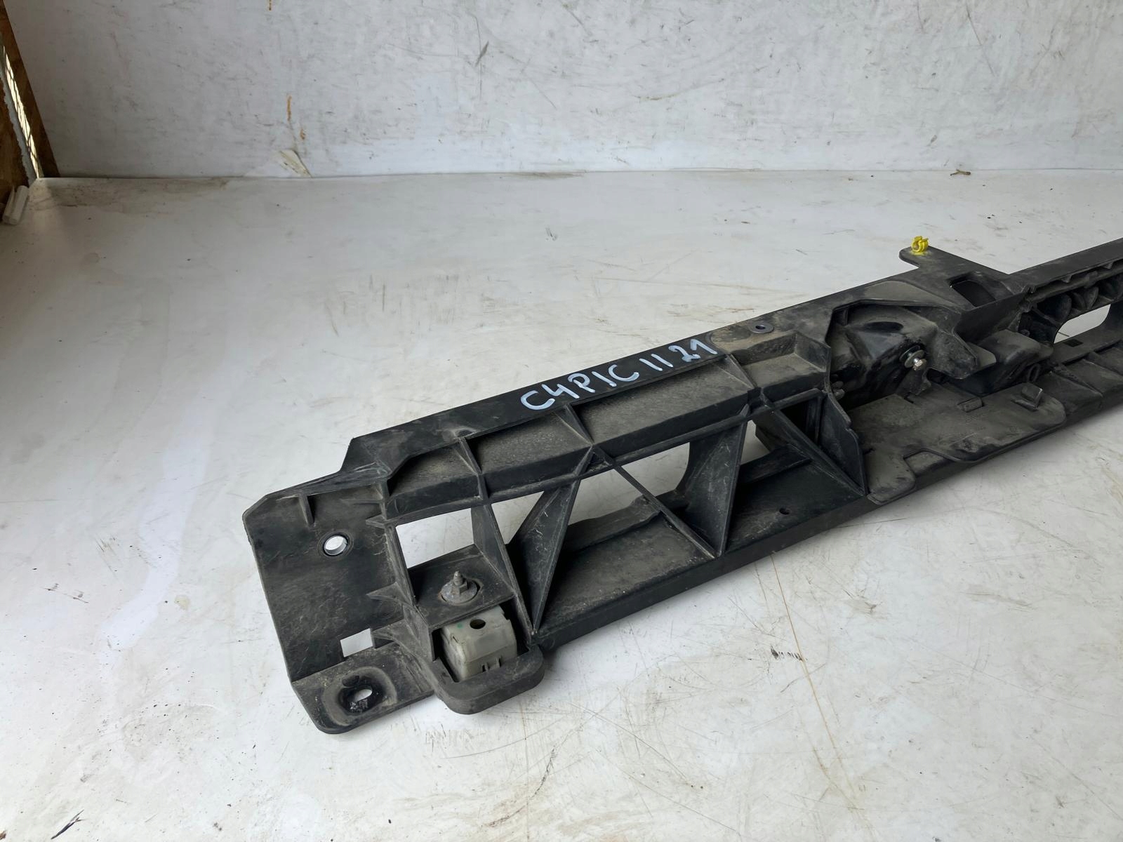 support panel for radiators upper ZAMKOWY pillar CITROEN C4 PICASSO II 9806629380