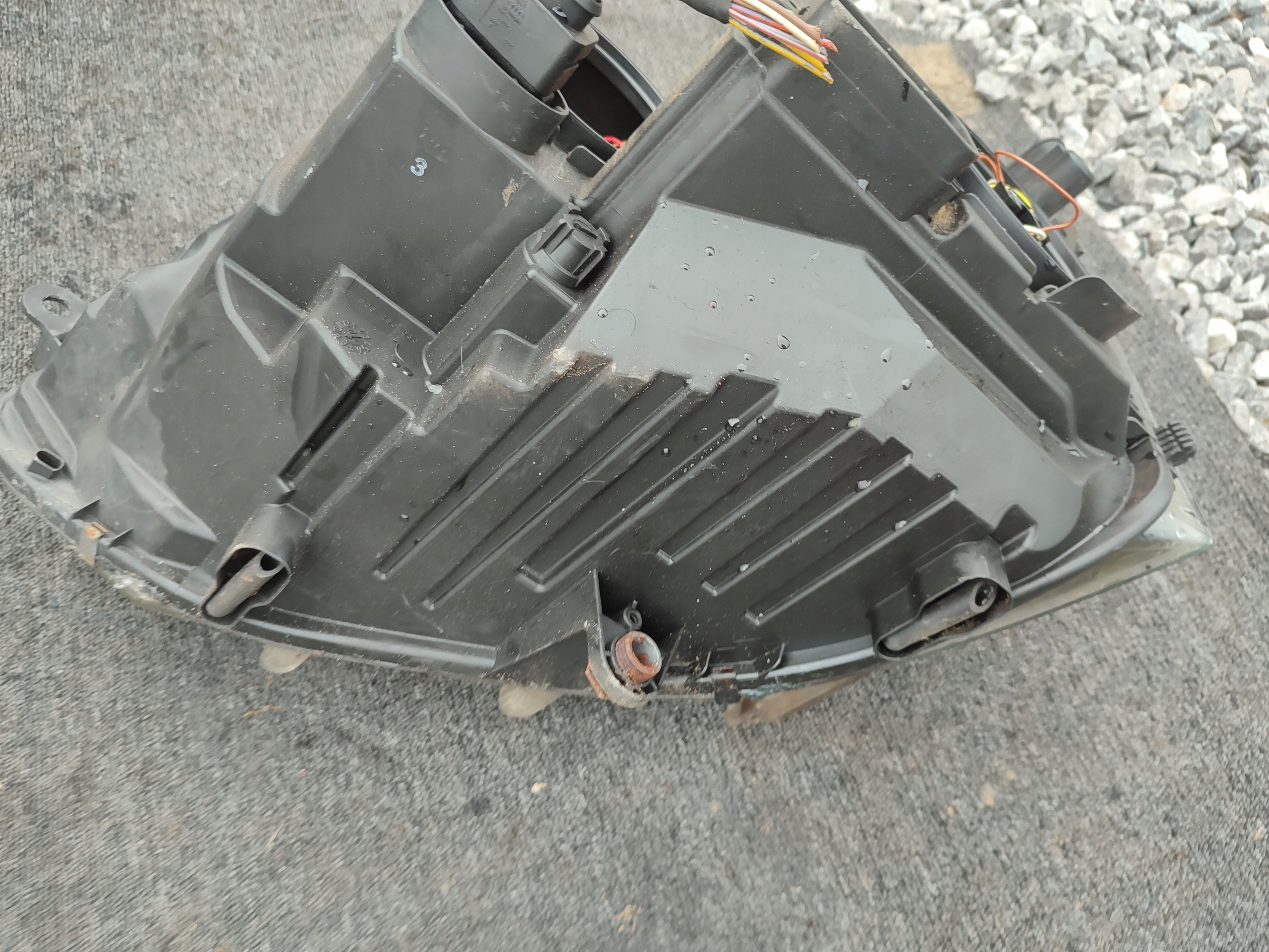 light front right VOLKSWAGEN TRANSPORTER T5 LIFT 09- 7E1941016D