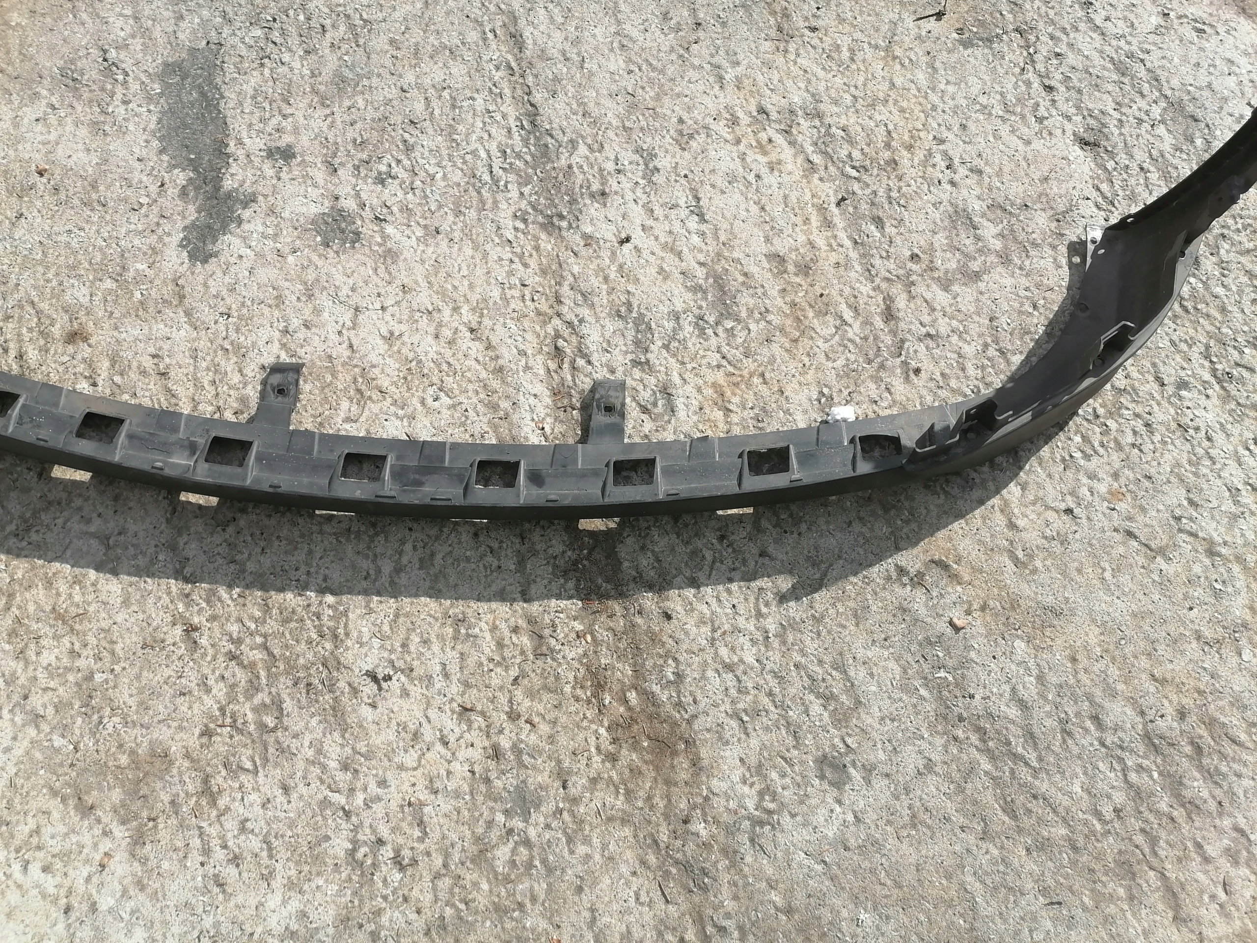 HYUNDAI TUCSON bumper front lower 86512-D7100