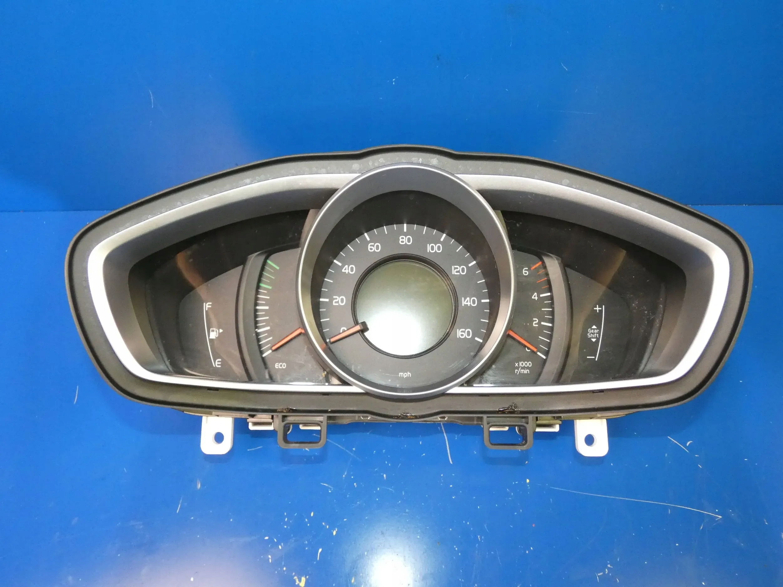 VOLVO V40 II dials dials WERSJA ANGIELSKA