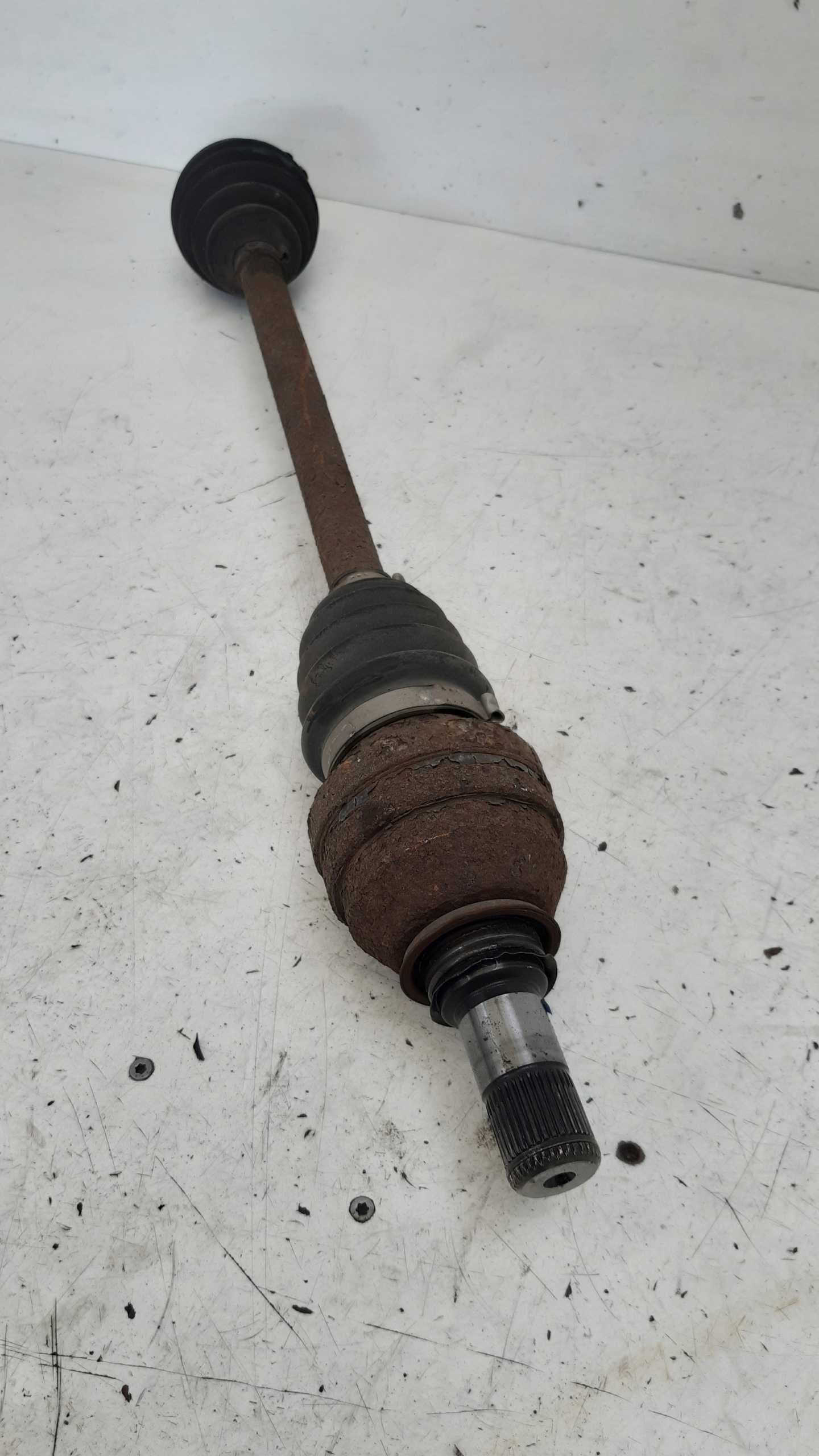 semi-axis rear part Chevrolet Captiva