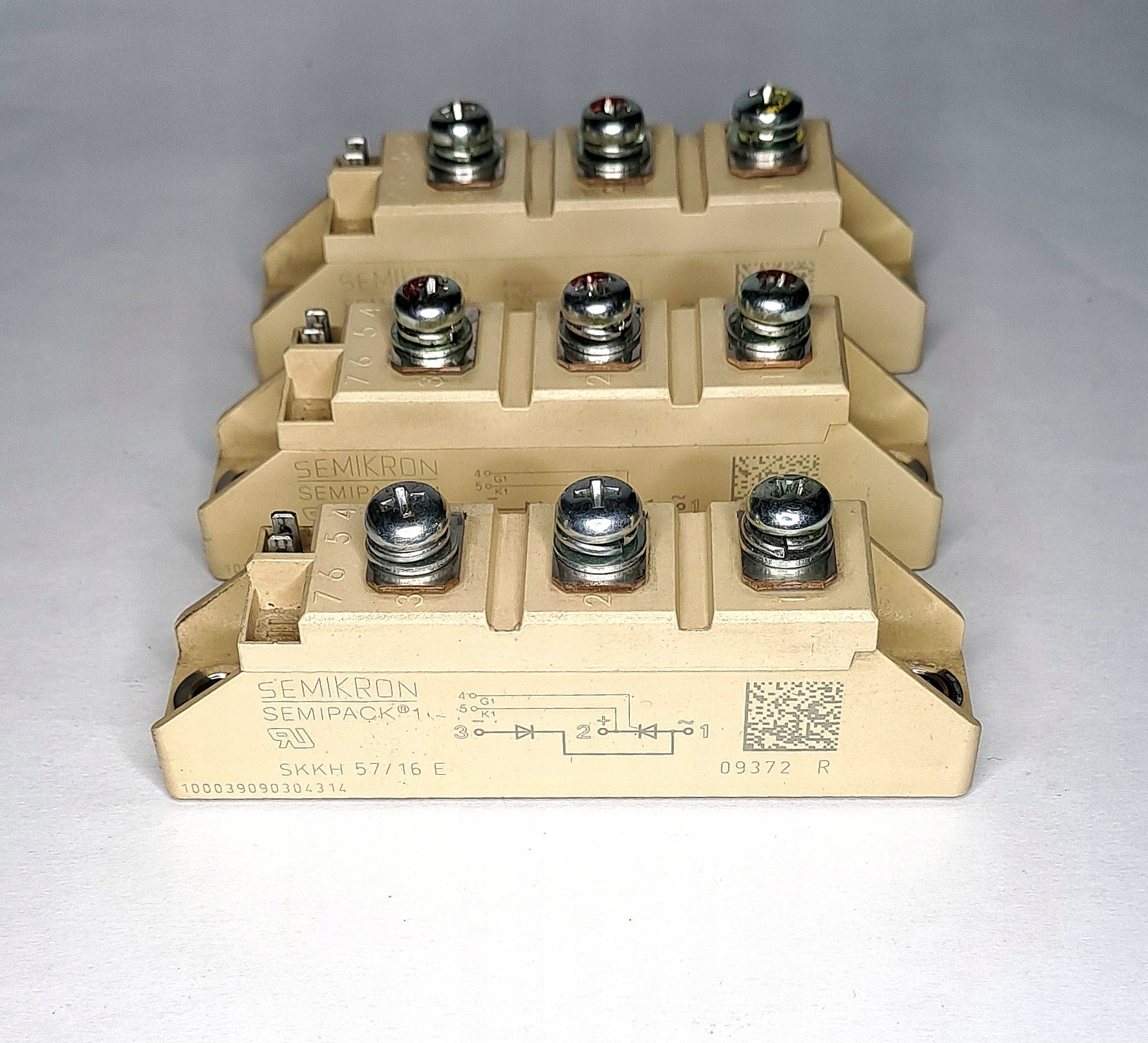 SKKH57/16E SEMIKRON Moduł tyrystorowy 60A 1600V