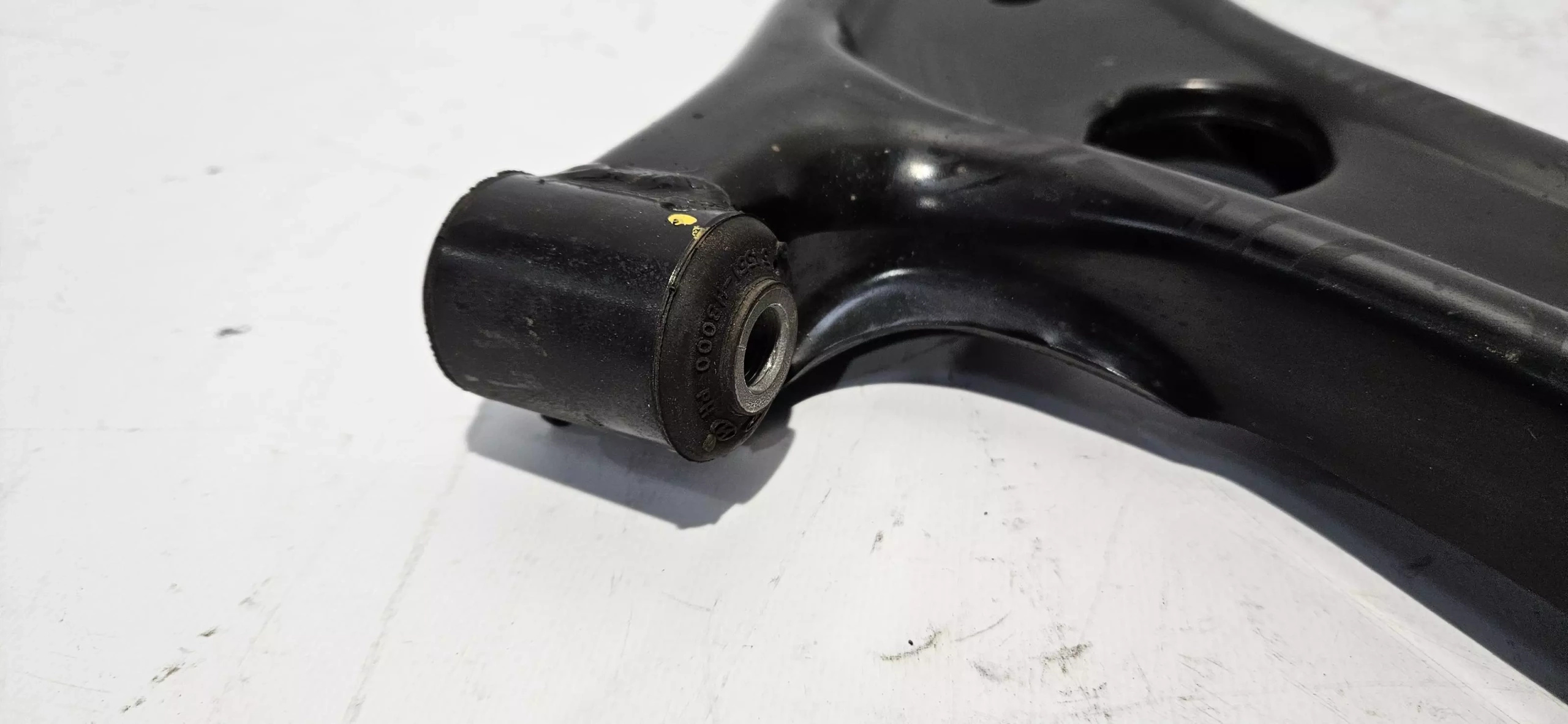 arm right front VOLVO XC60 2008-17 original