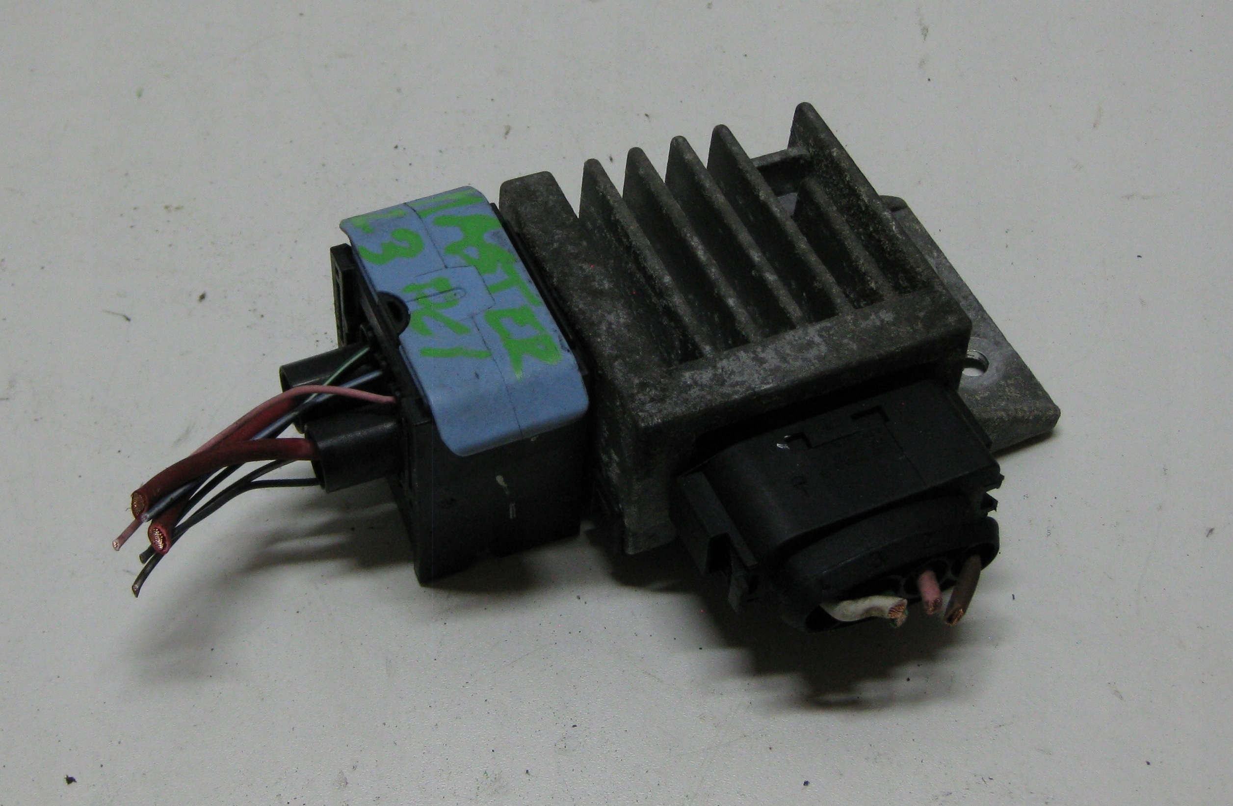 RENAULT MASTER III LIFT control unit PRZEKZNIK plugs ZAROWYCH 271203982R