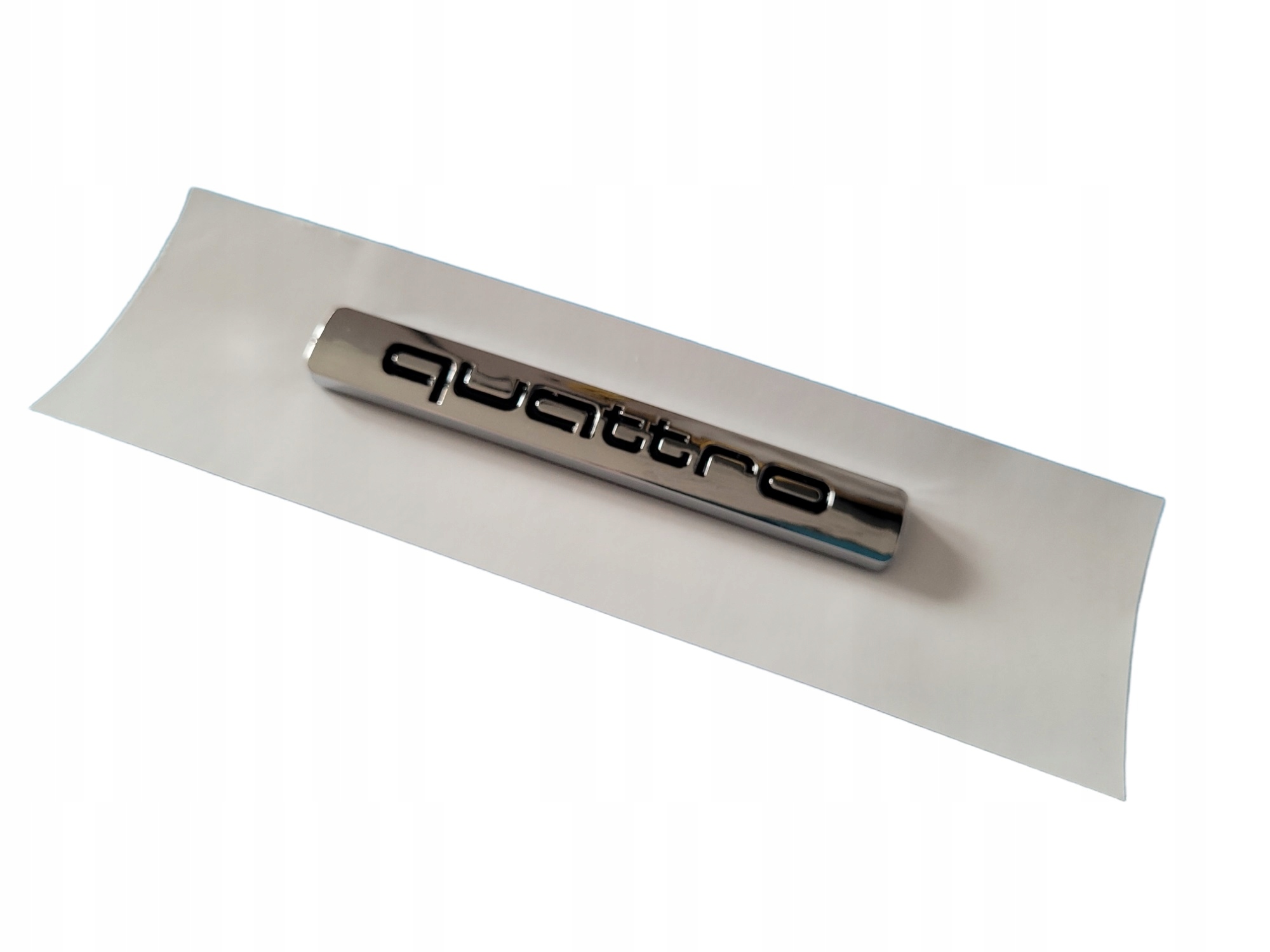 

Emblemat quattro do Audi Silver Glossy