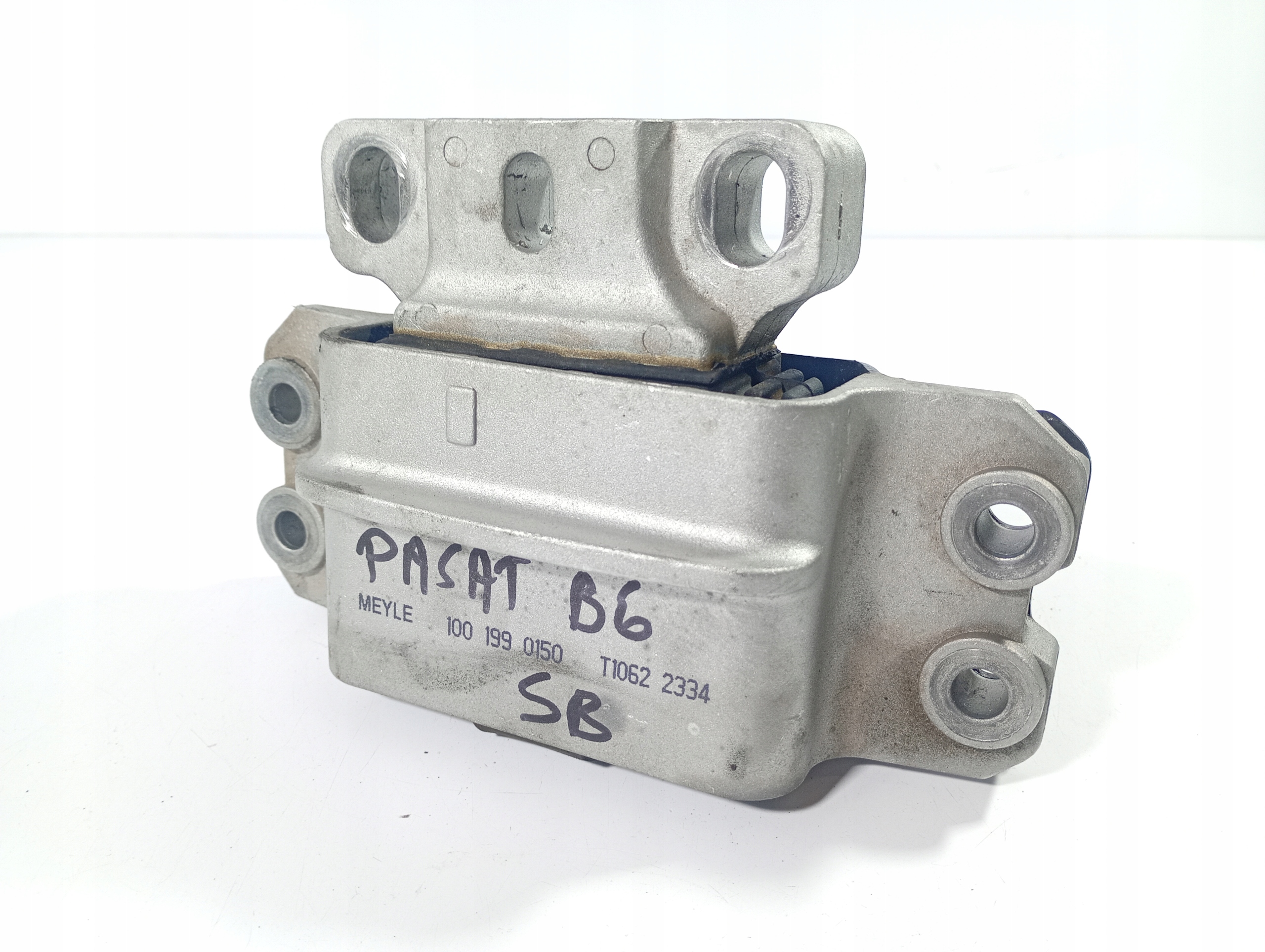 engine mount OE 1001990150 VW Passat B6 05-10