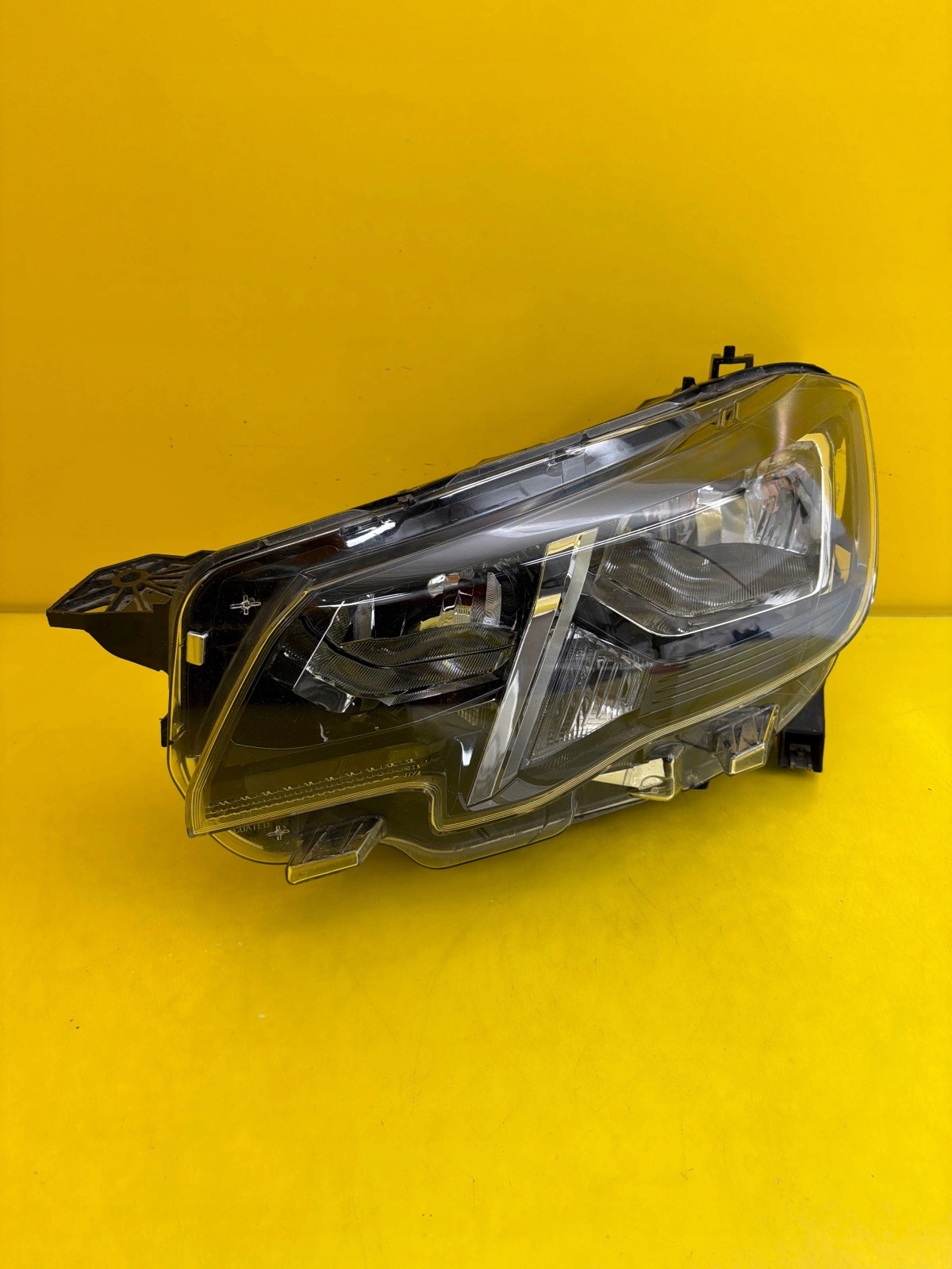 light left Peugeot Partner IV Rifter normal 9816826980