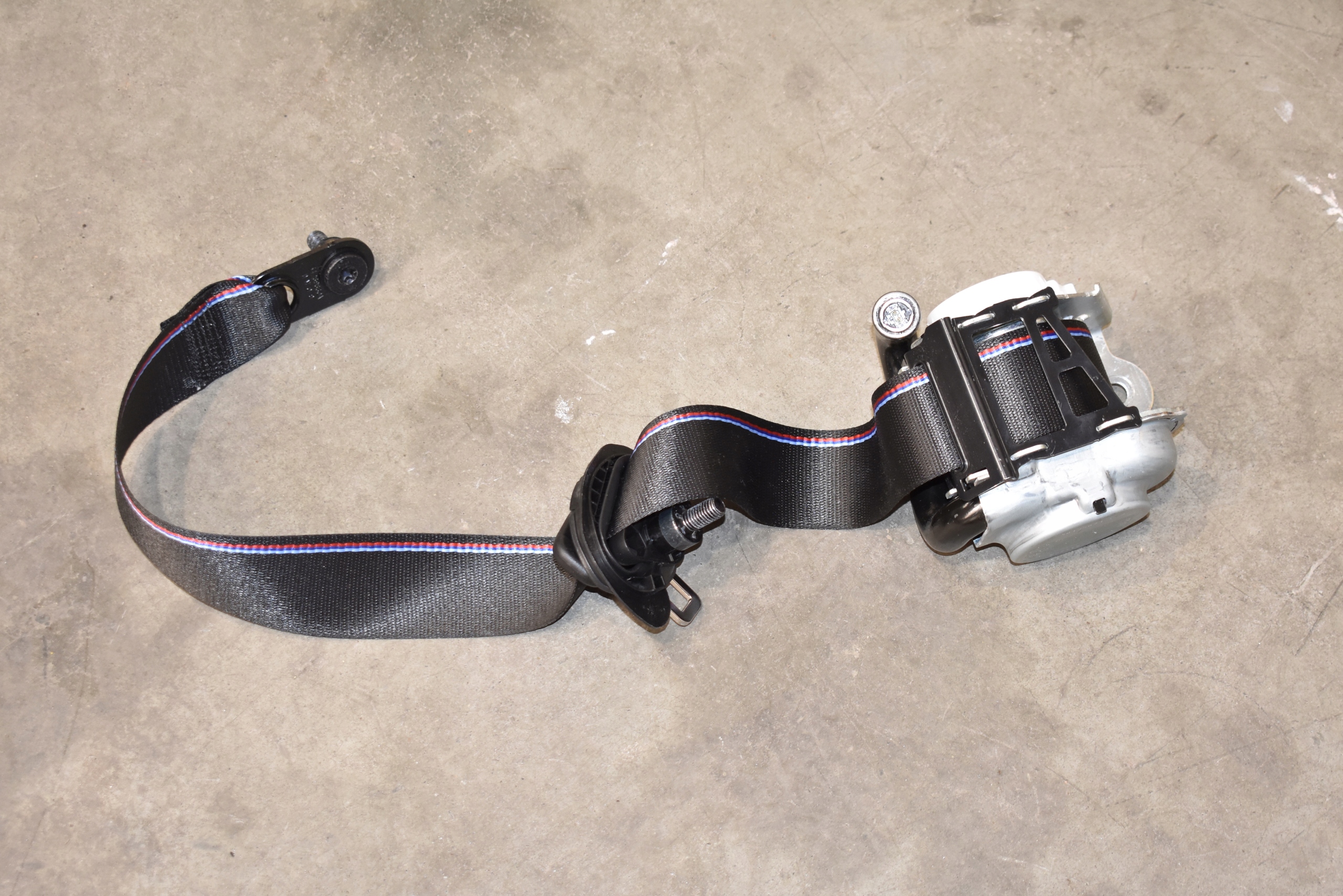perfect condition seat belt rear part rear left BMW G05 1
